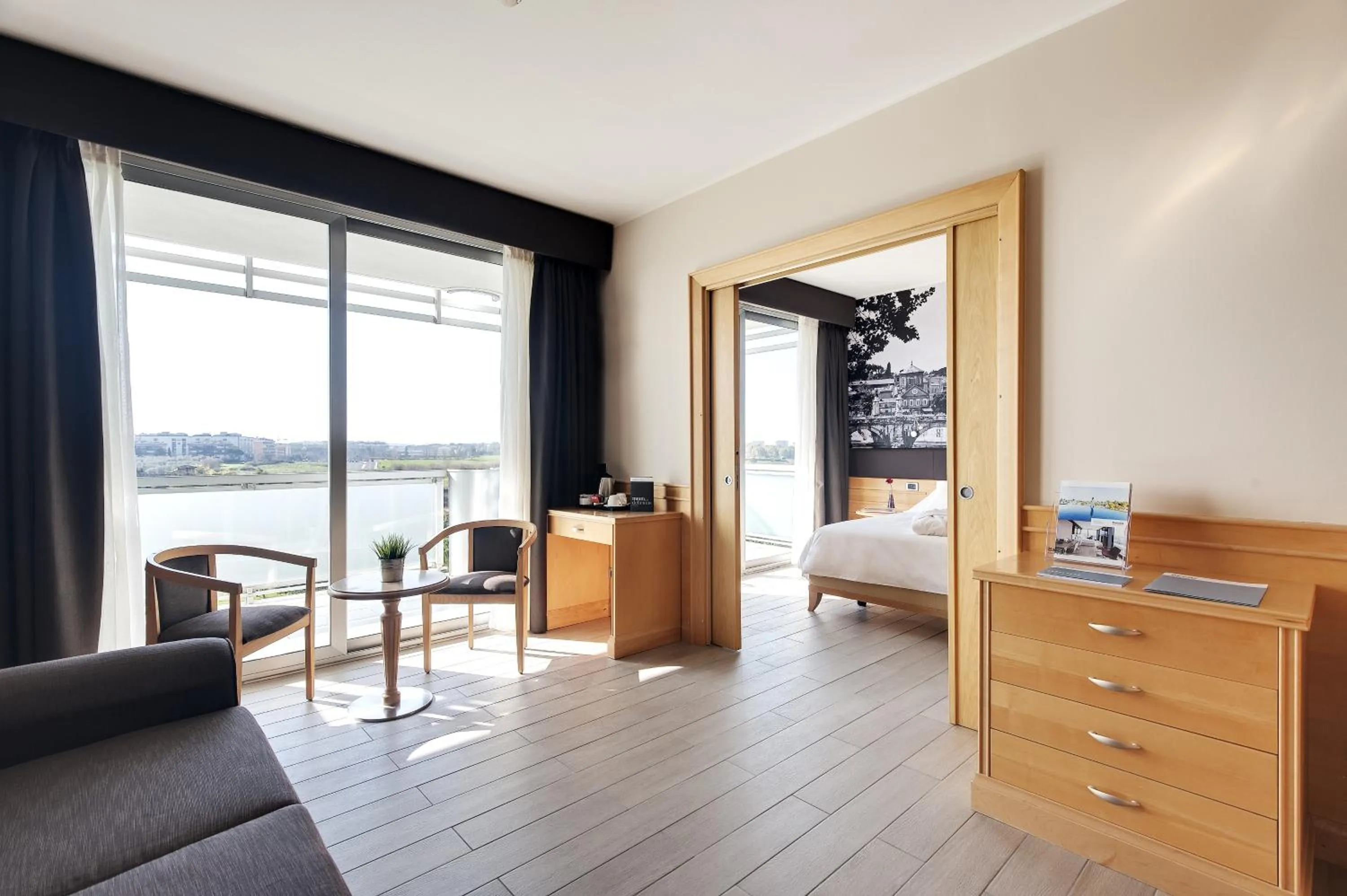 Family Room with Balcony in Occidental Aran Park