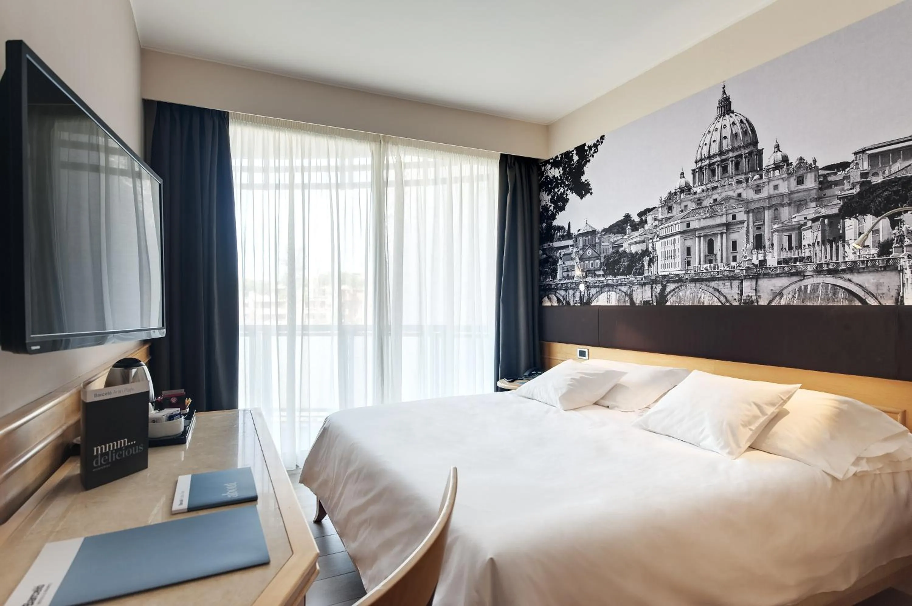 Executive Room with Balcony in Occidental Aran Park