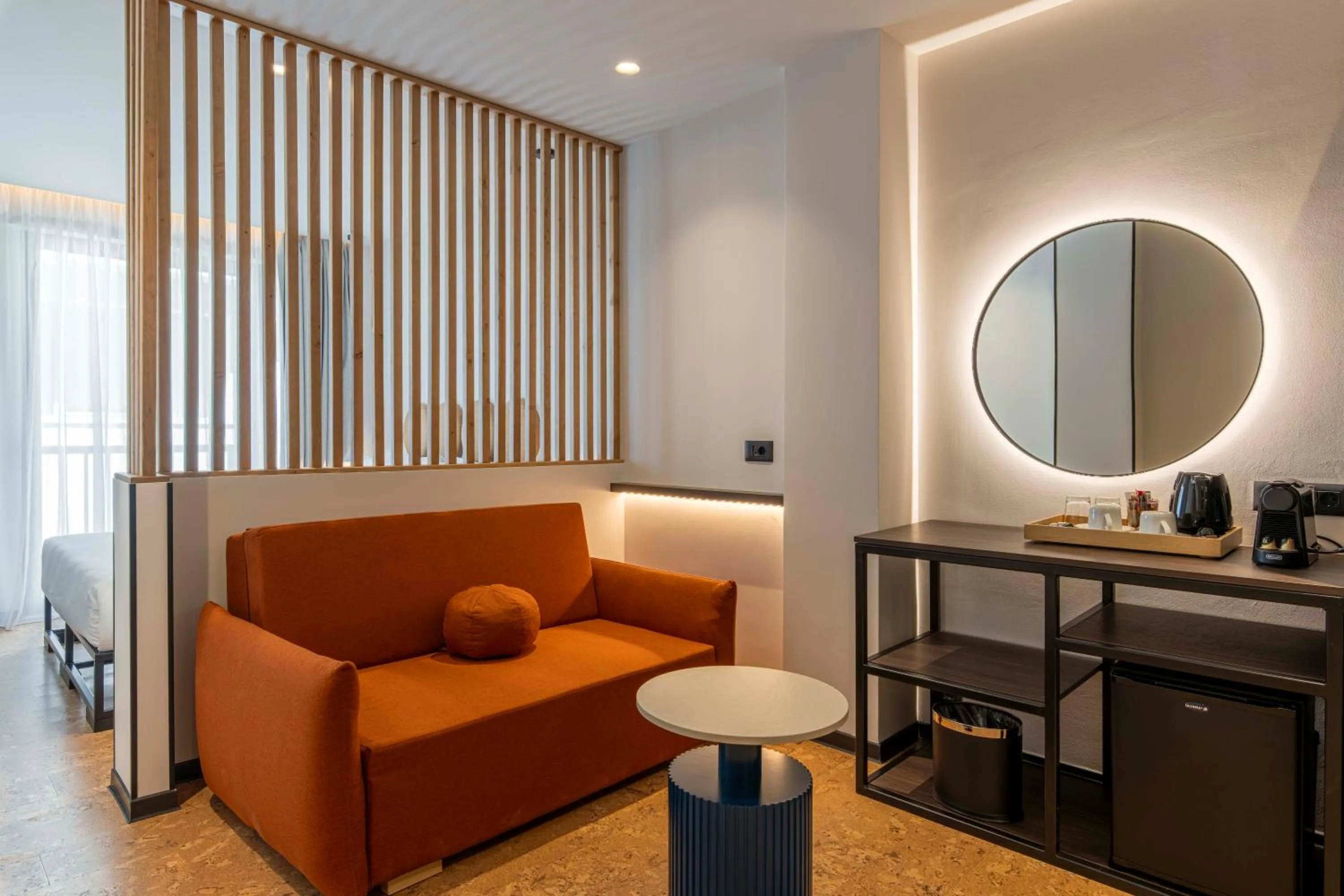 Deluxe Double Room with Balcony in PAREA Athens