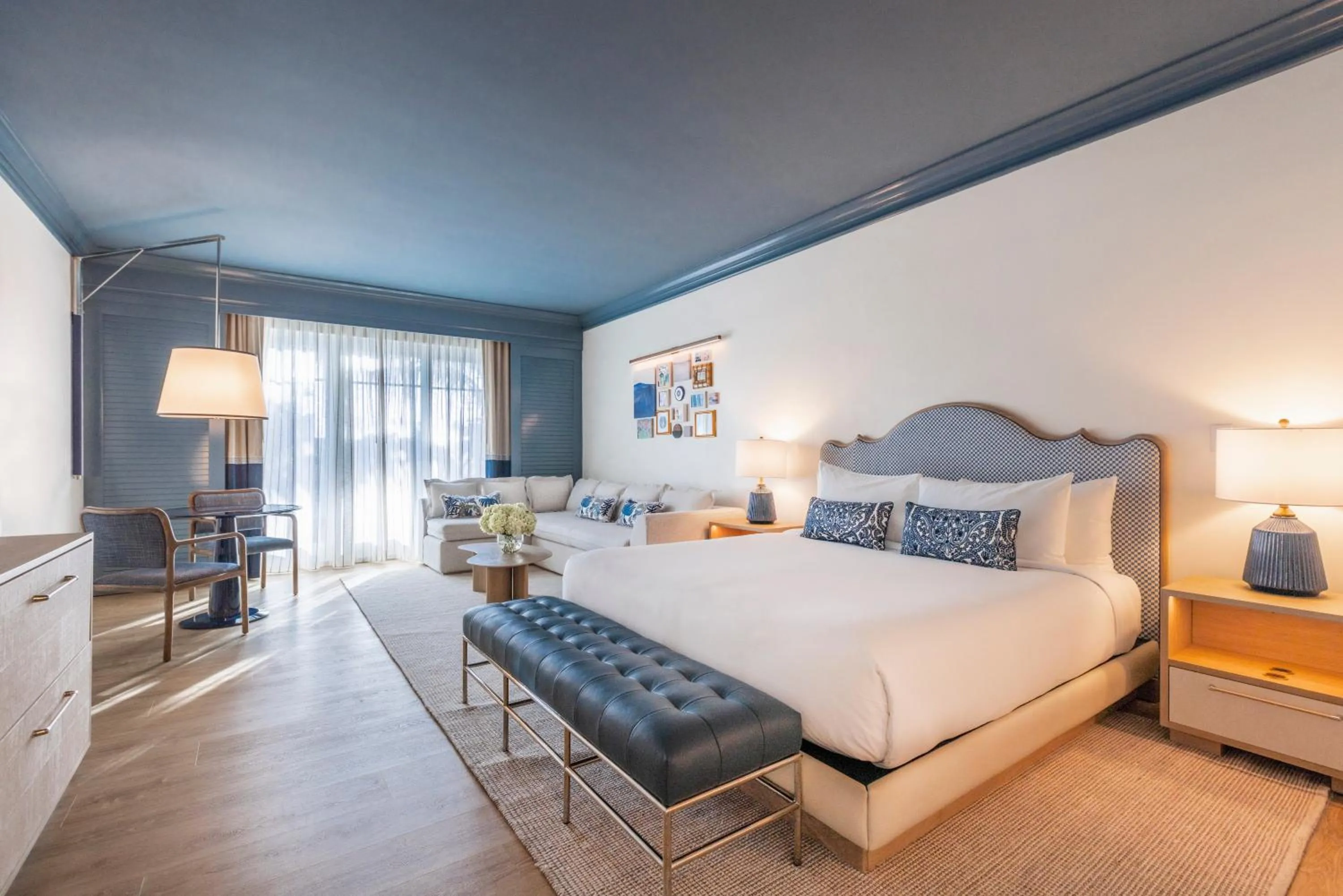 Deluxe King Room - single occupancy in The Seagate Hotel, Golf & Beach Club, Autograph Collection