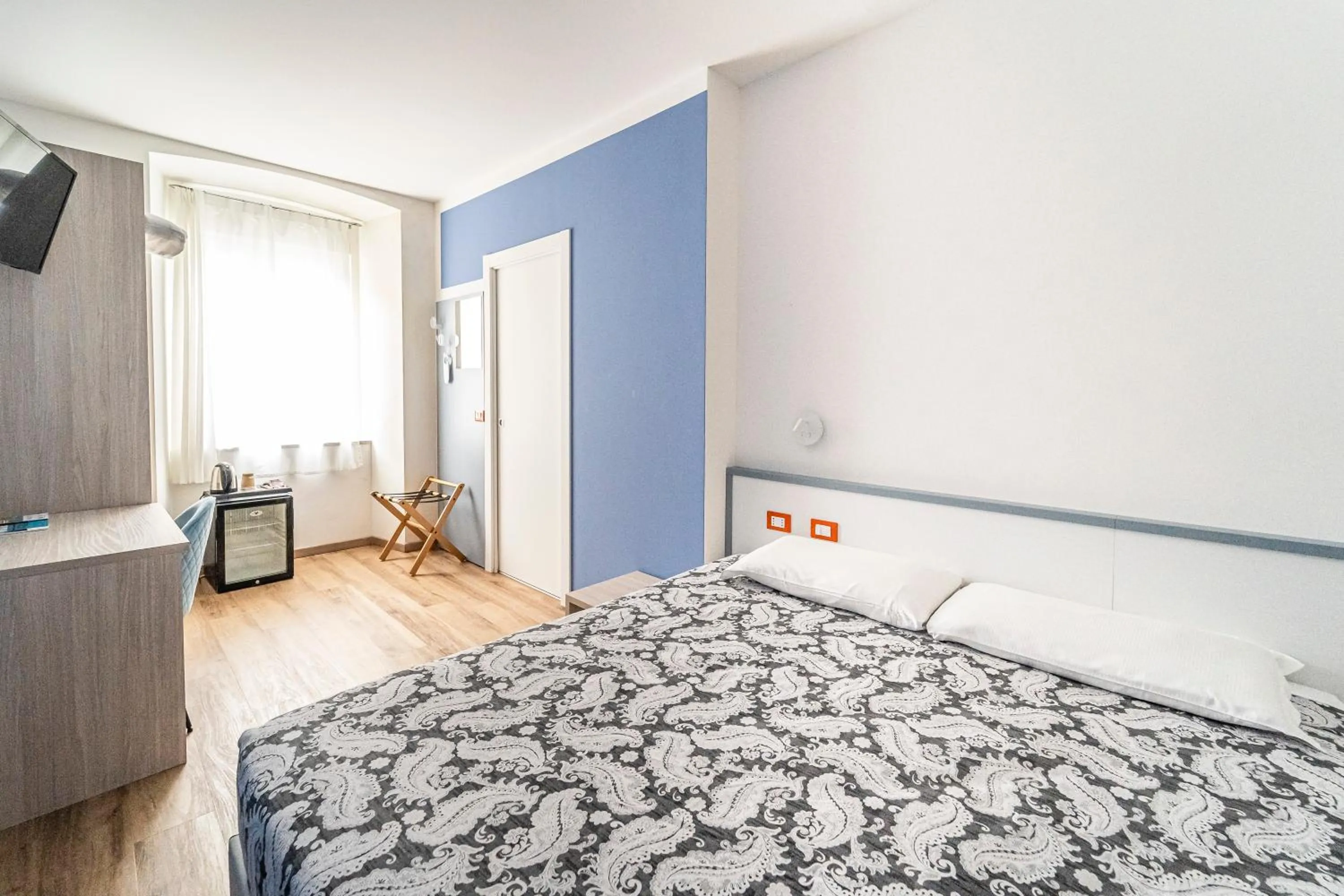 Superior Double or Twin Room in Hotel Italia