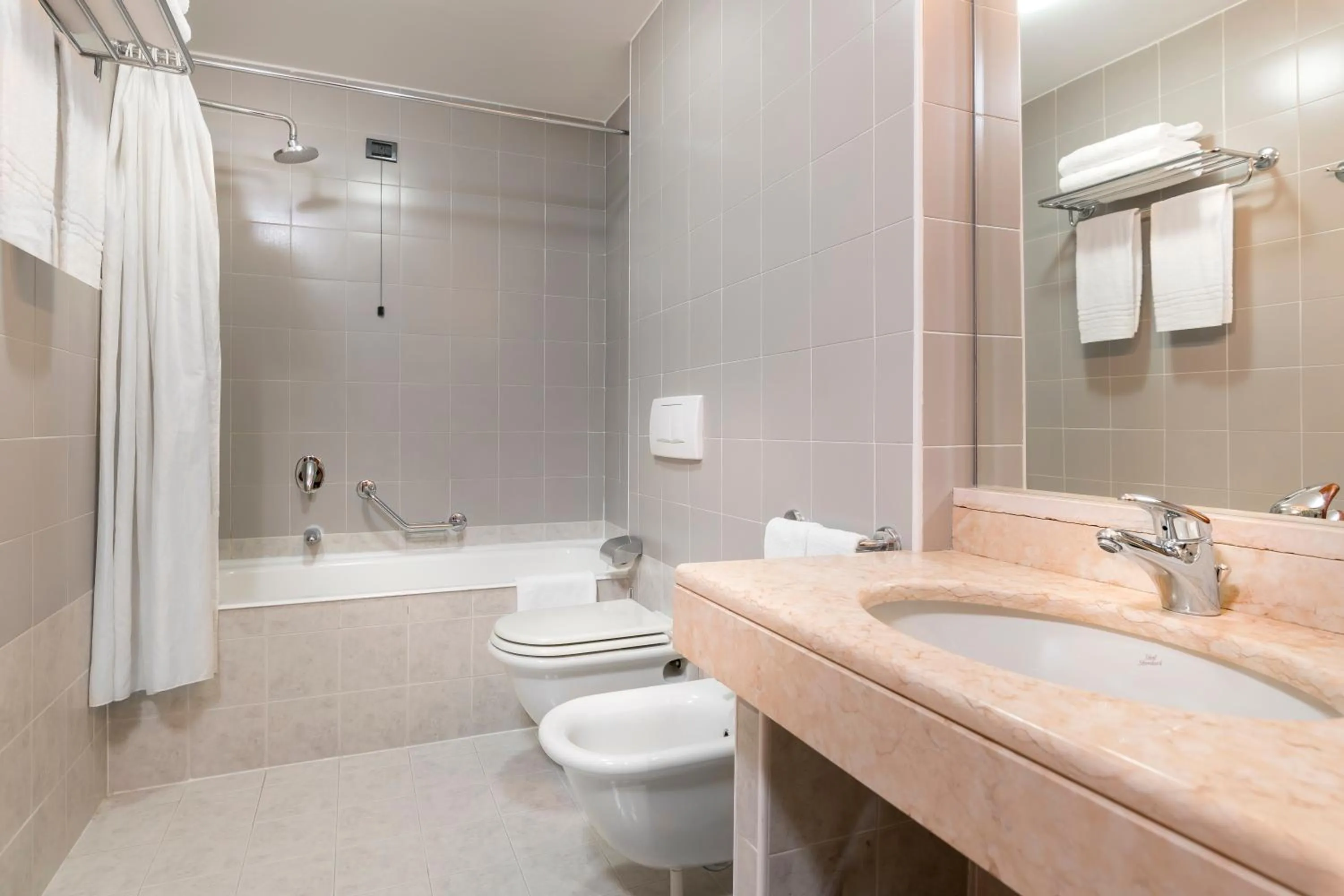 Standard Queen Room with One Single Bed - Non-Smoking in Best Western Cavalieri Della Corona