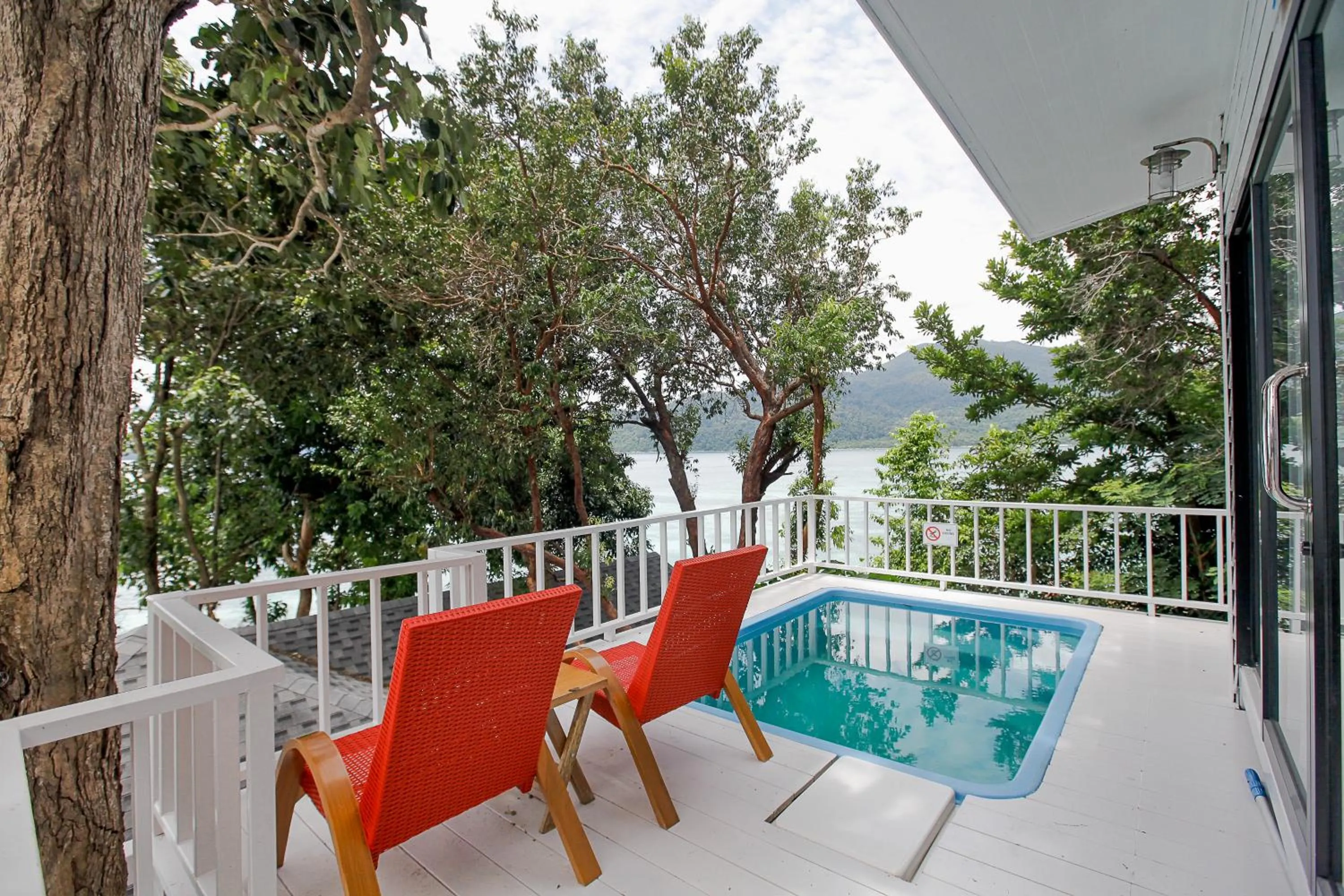 Family Villa Ocean View with Private Pool in Casa De Lipe