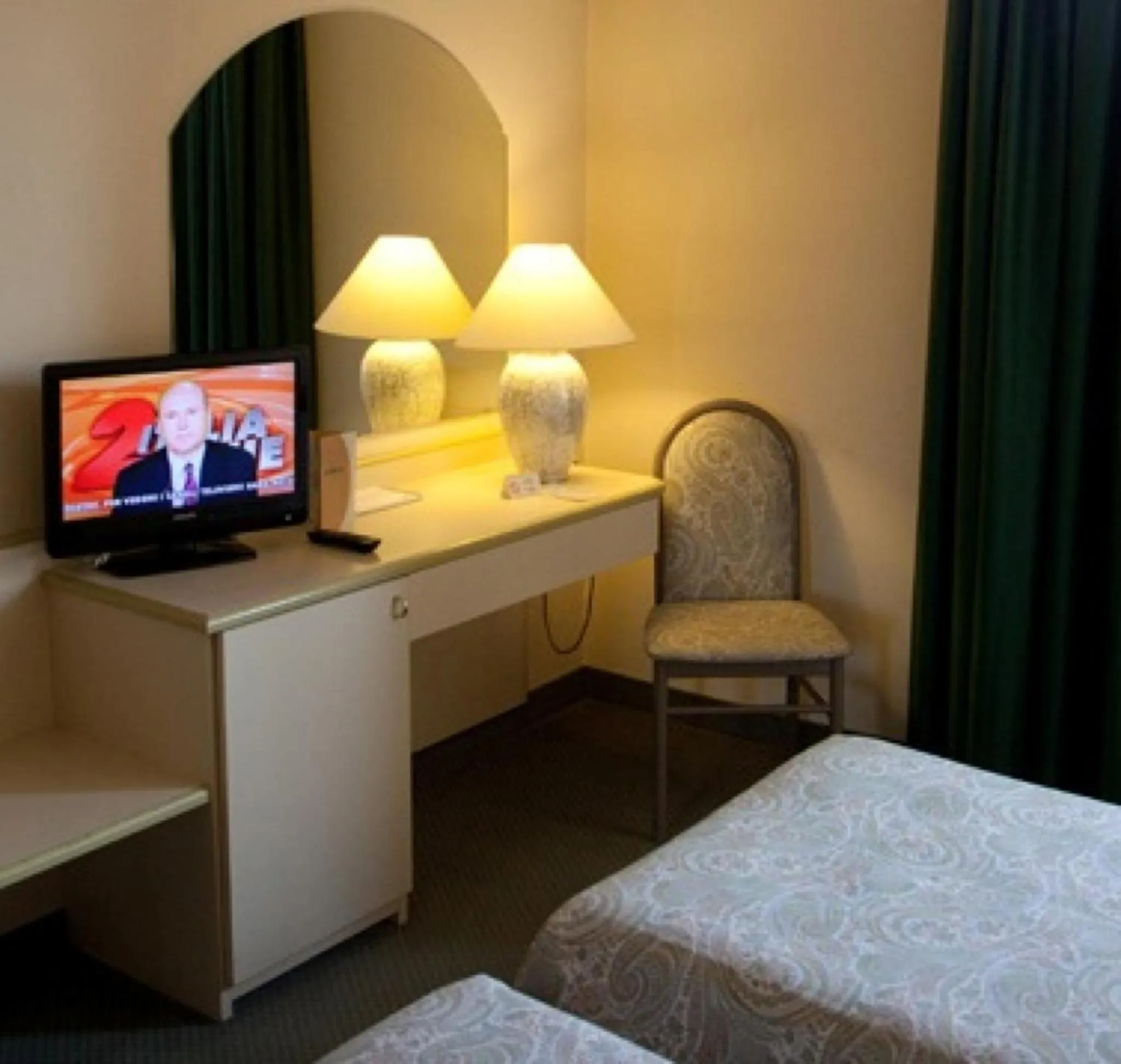 Twin Room in Hotel Des Alpes