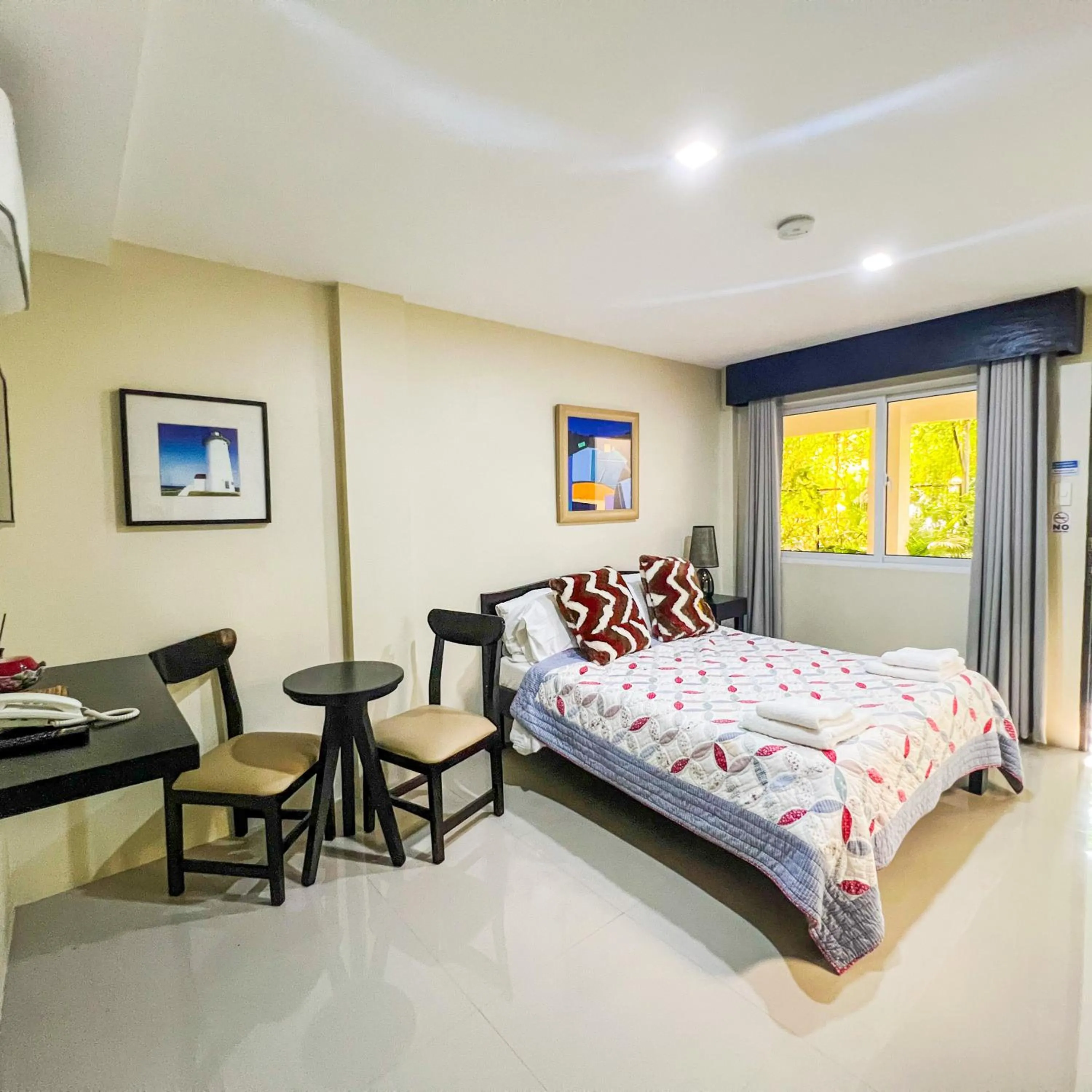 Deluxe Double Room in Casa Cecilia Hotel