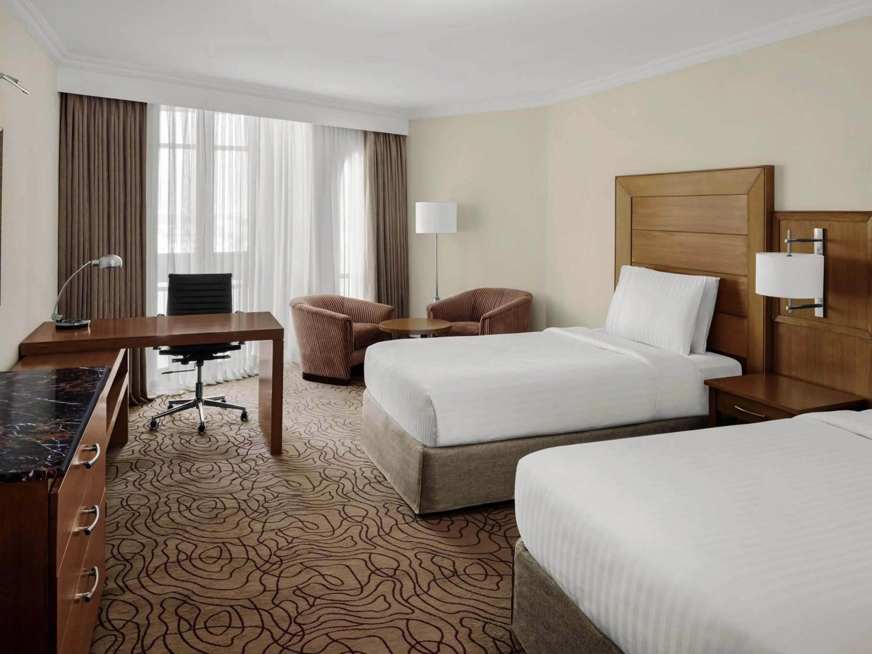 Deluxe Twin Room in Mövenpick Hotel Karachi