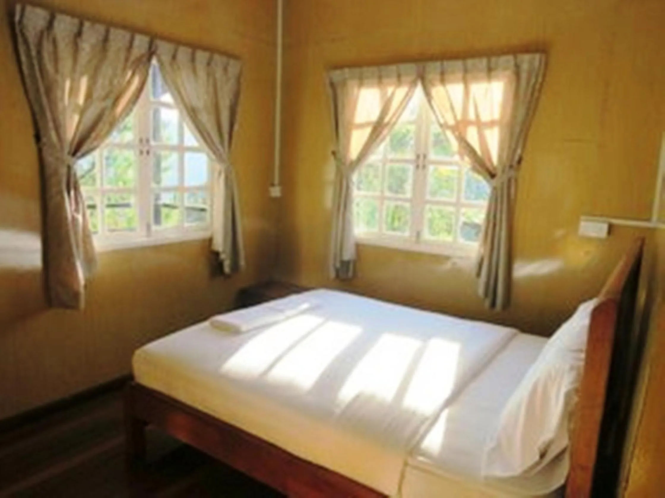 Two-Bedroom Bungalow in Mile 36 Lodge