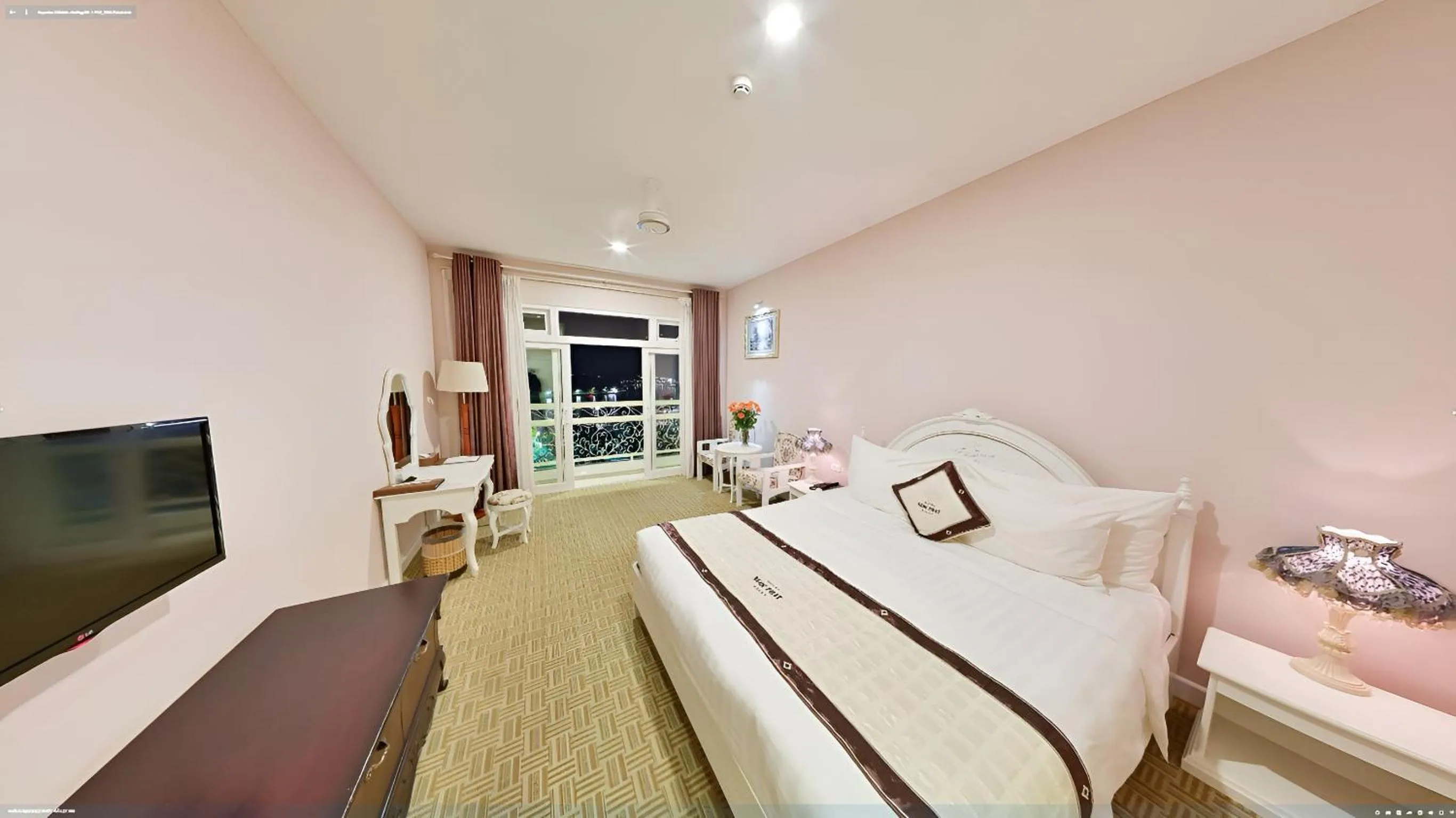Superior Double Room in Ngoc Phat Dalat Hotel