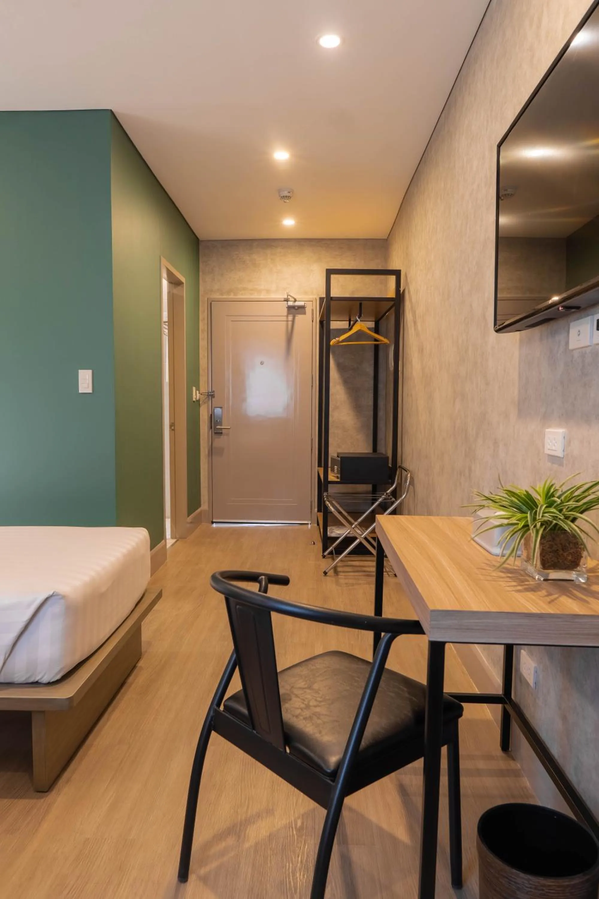 Superior Twin Room in Primeway Suites Cebu