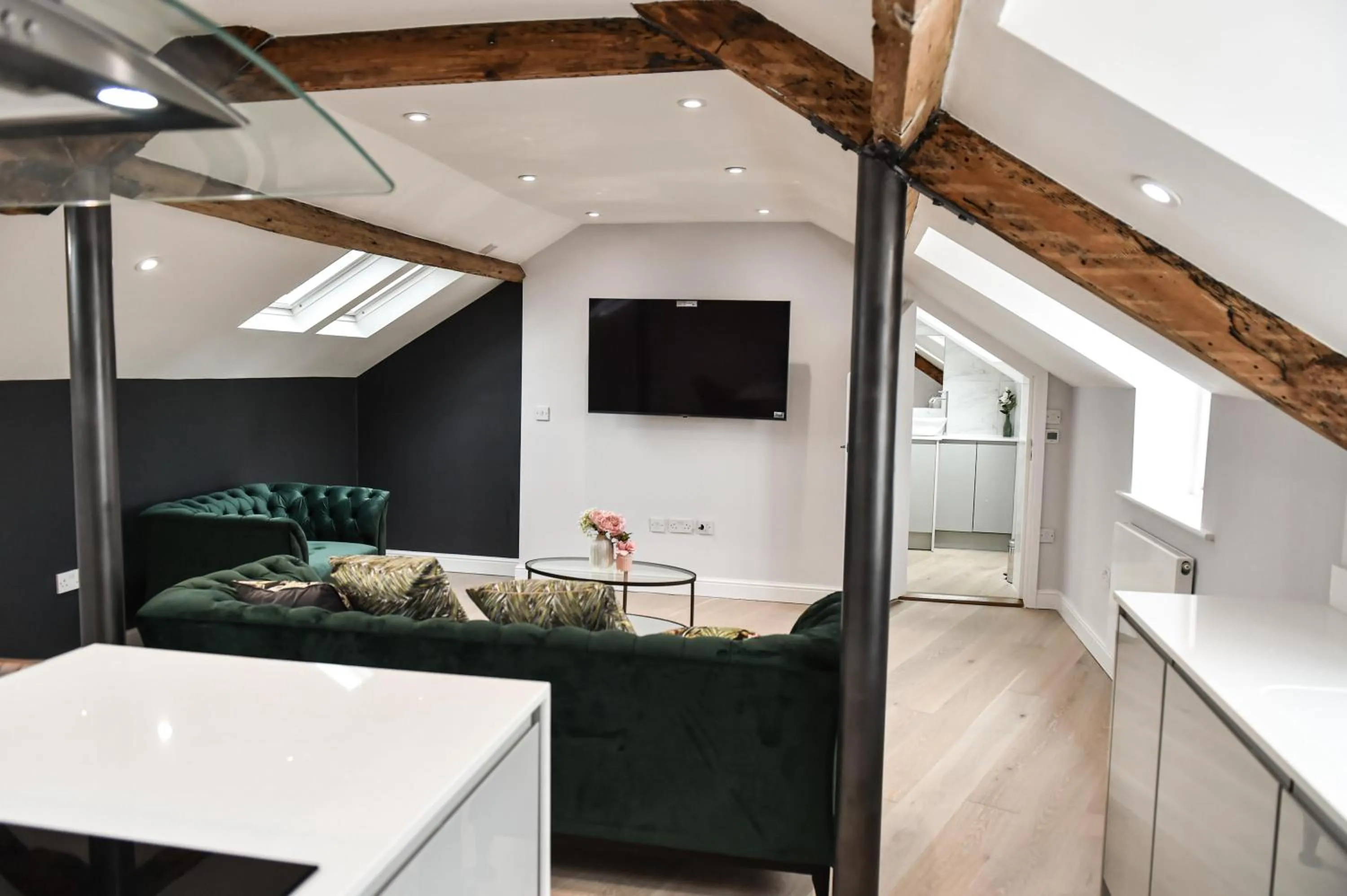 Superior Apartment in Victoria Colonnade Aparthotel