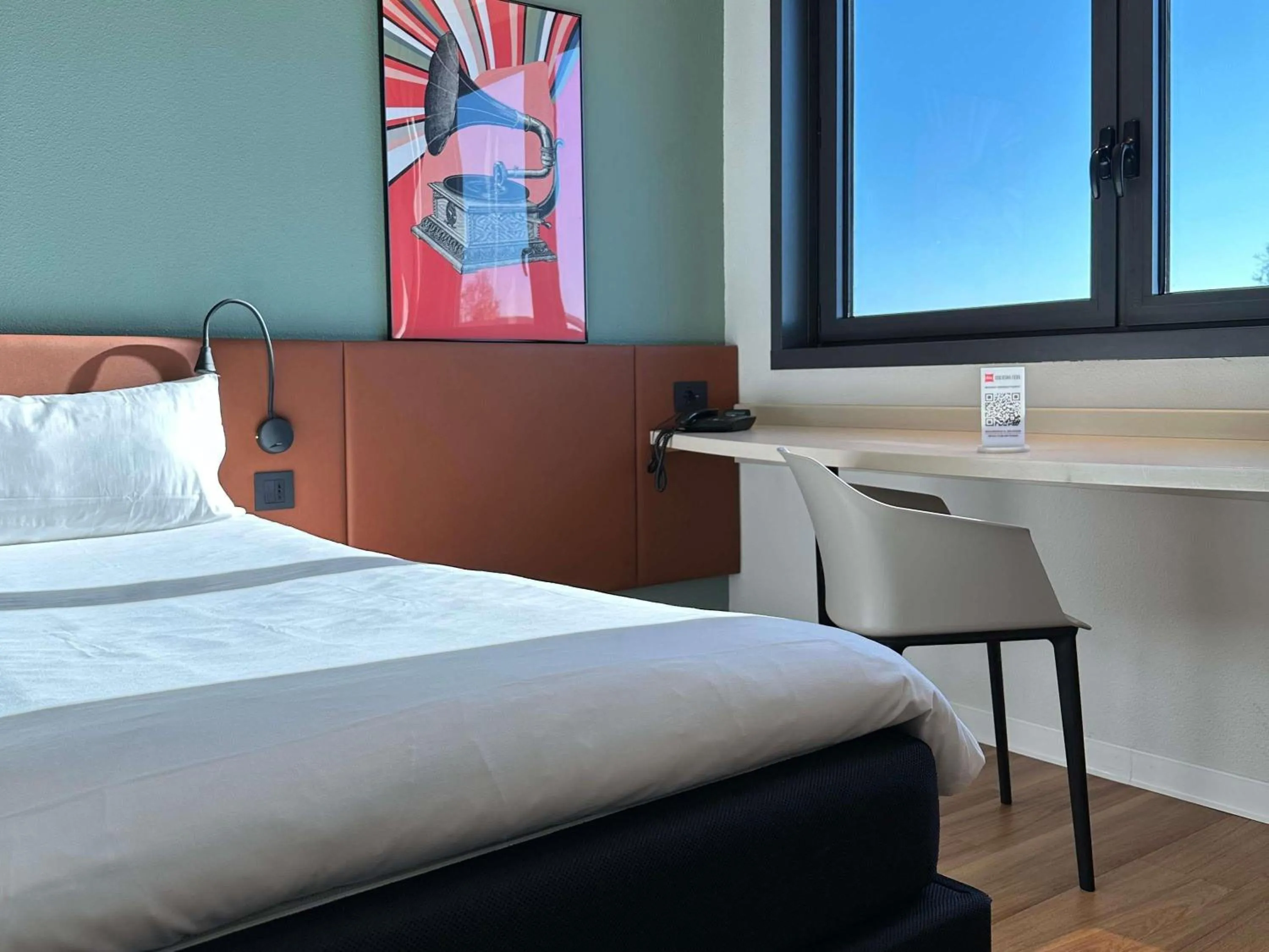 Twin Room in Ibis Roma Fiera