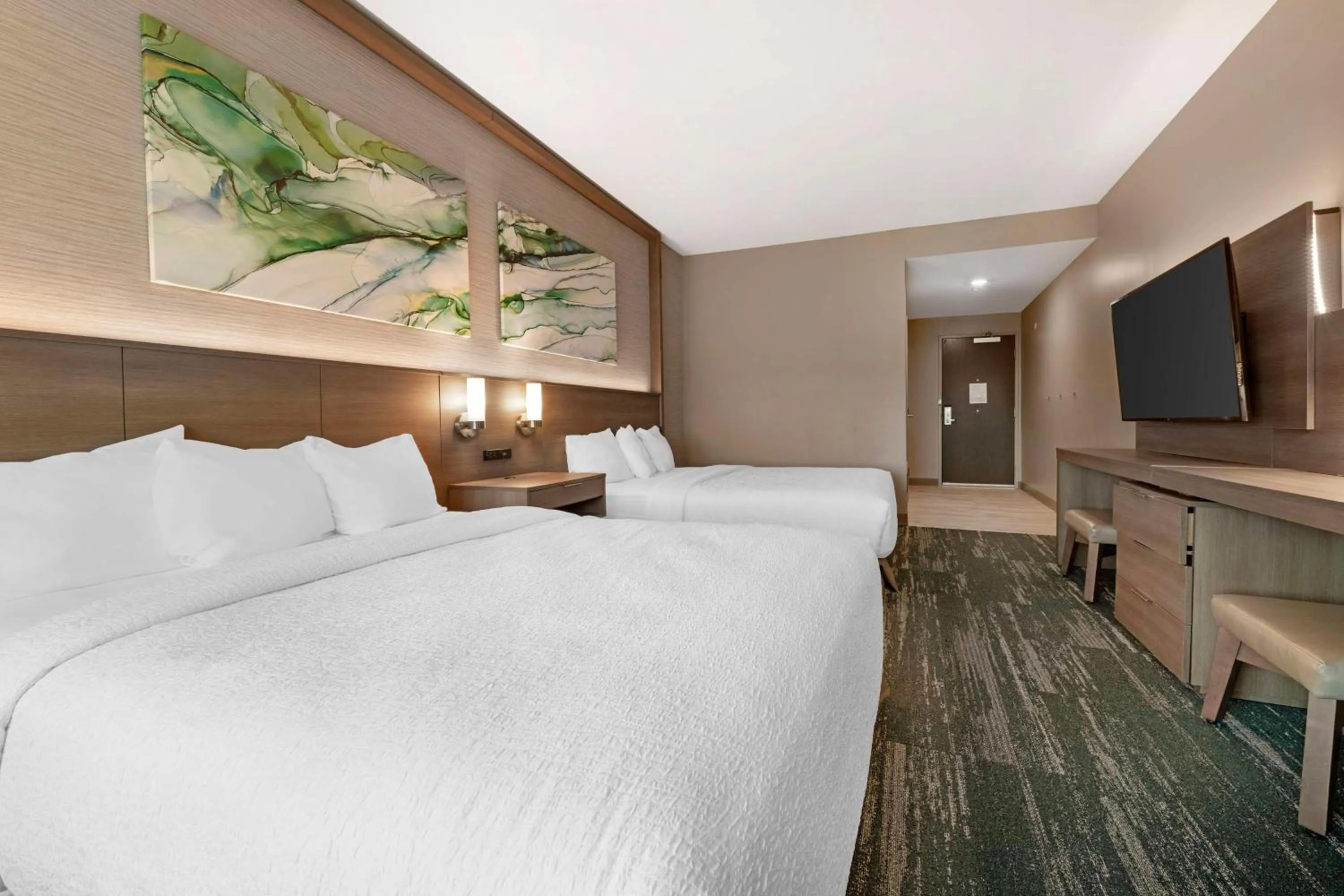 Queen Room with Two Queen Beds - Disability Access in Best Western Plus Grand Rapids MN