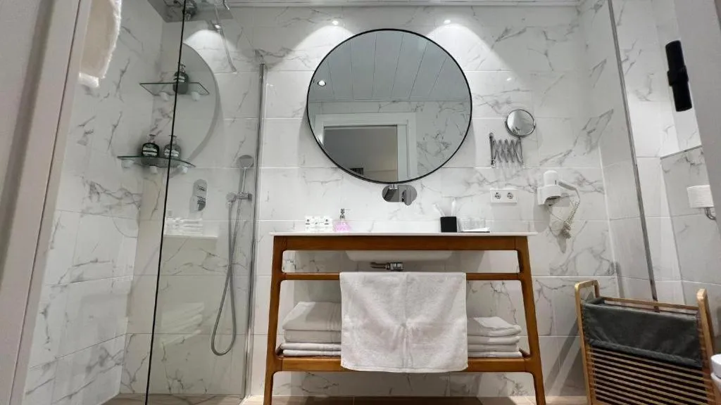 Standard Double Room ( no kitchen) in Apartamentos Turísticos La Plaza