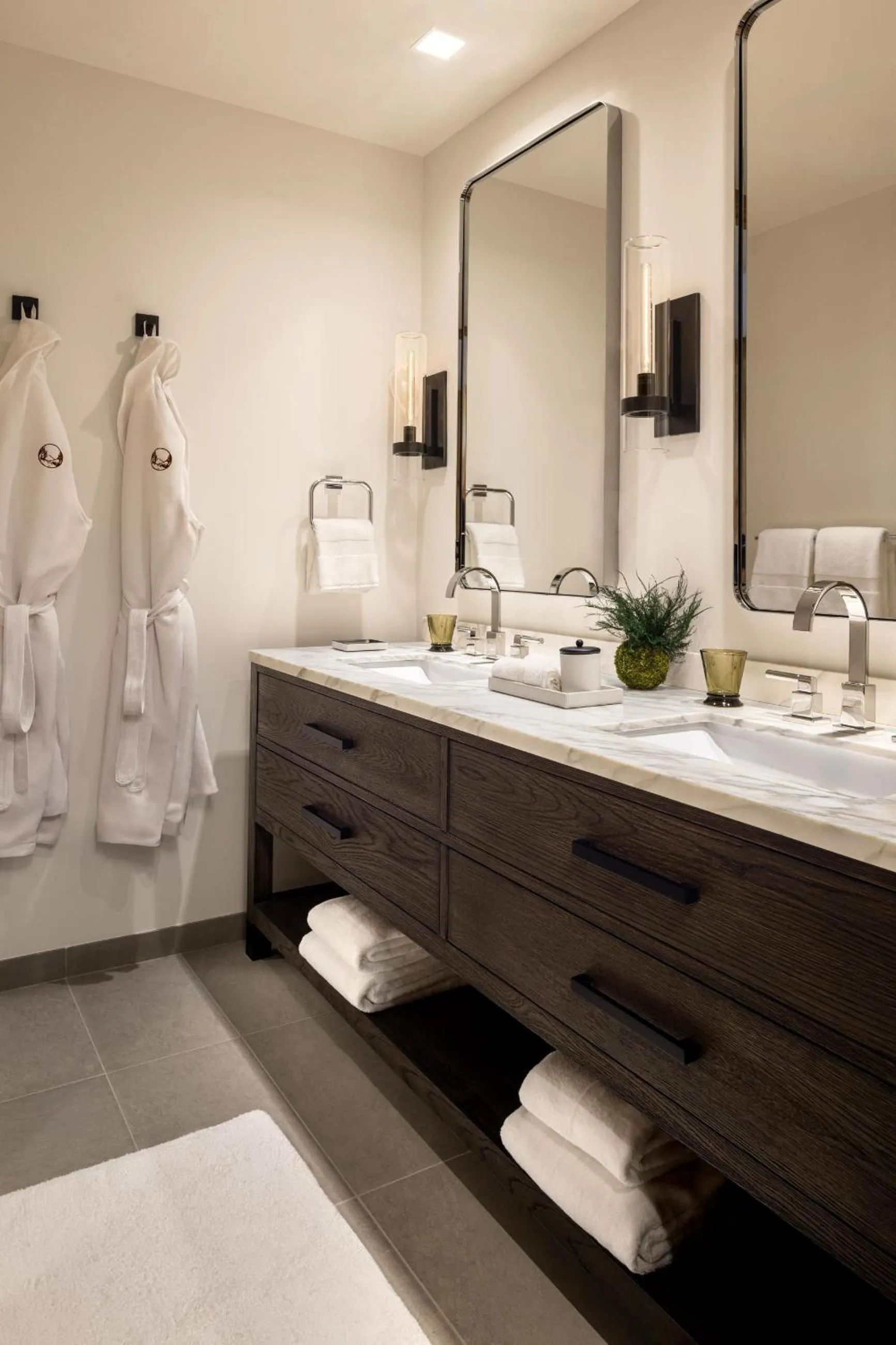 Two-Bedroom Suite in The Sylvan Lodge at Snake River Sporting Club