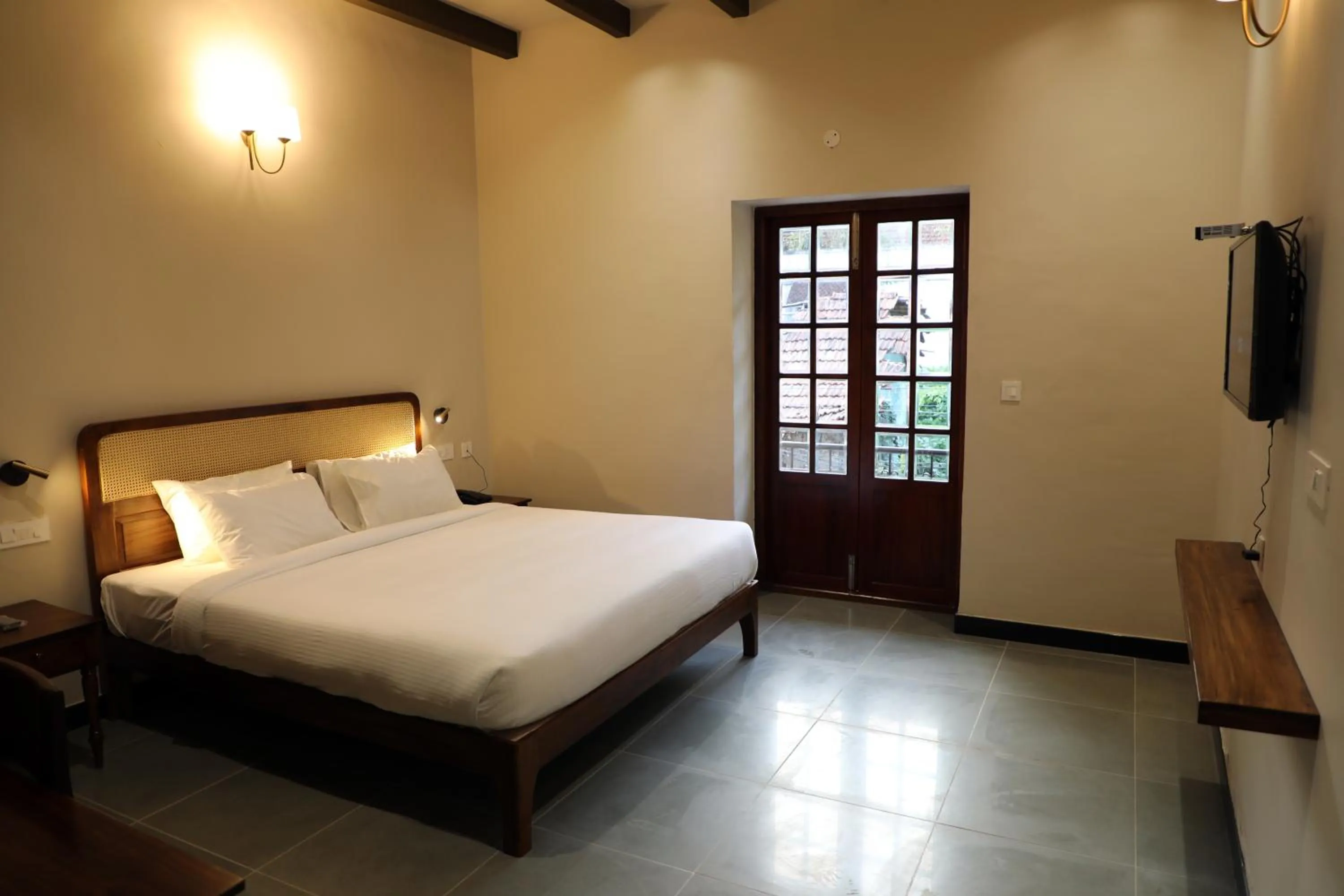 King Room with Balcony in THE SUNSET BAY