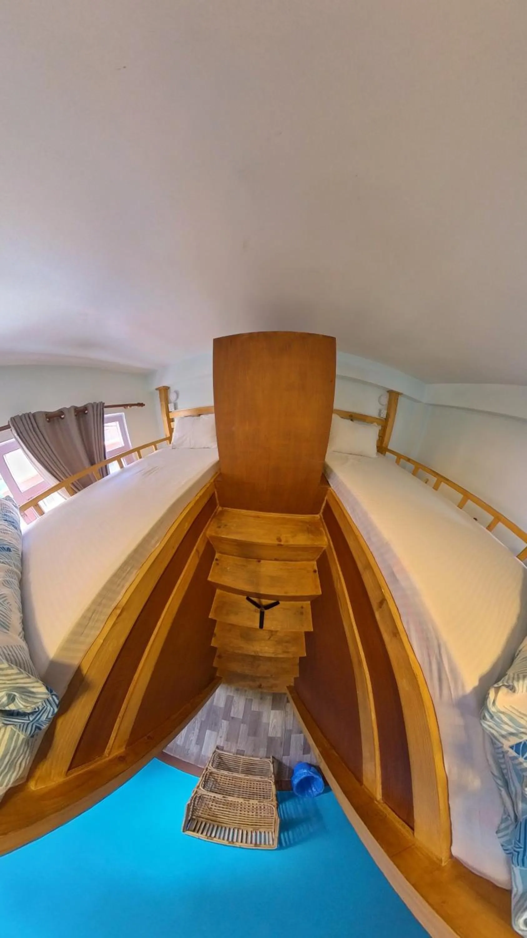 Bed in 6-Bed Mixed Dormitory Room in Thamel Hotel & Spa