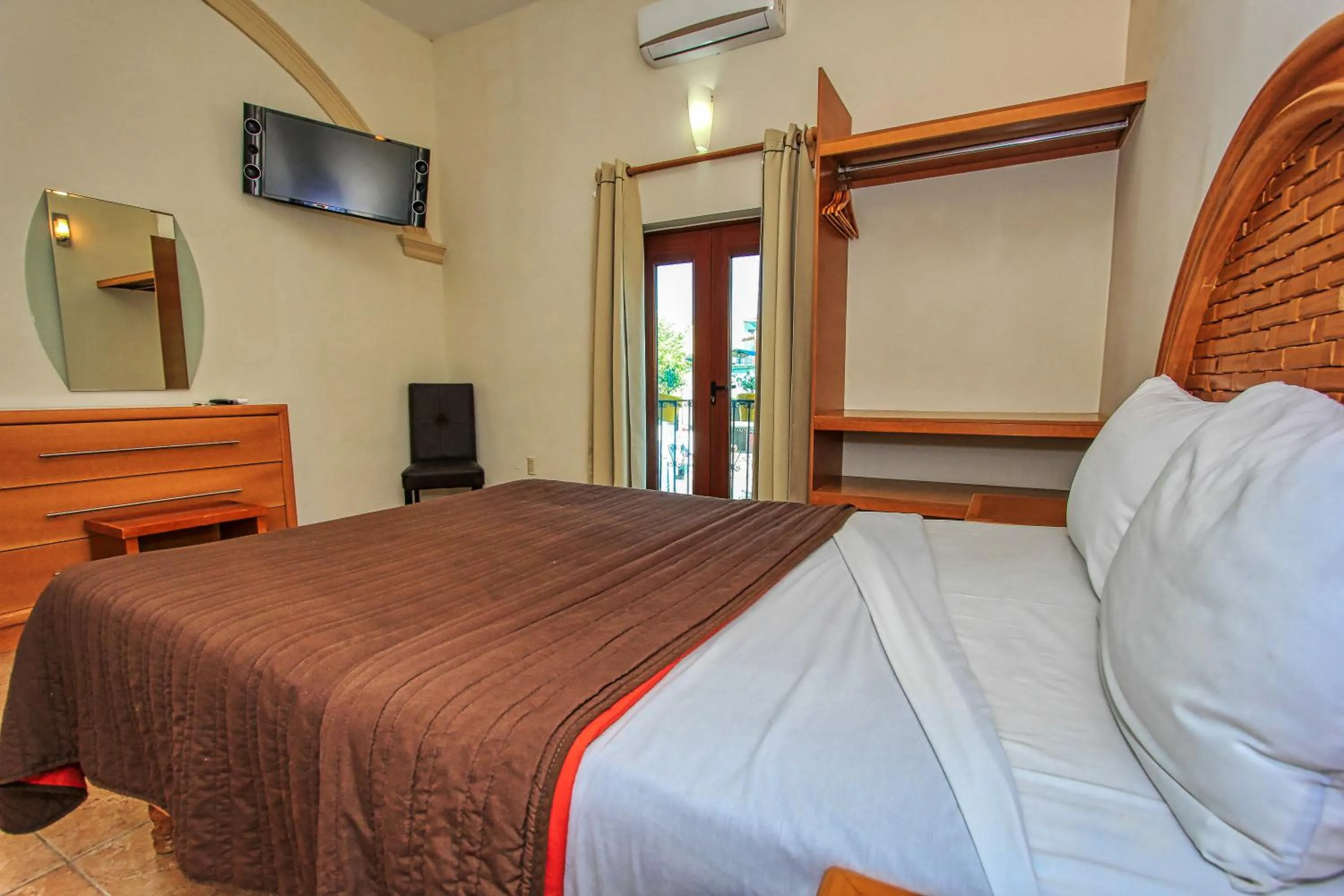 Standard Room with Balcony in Hotel Santa Rita