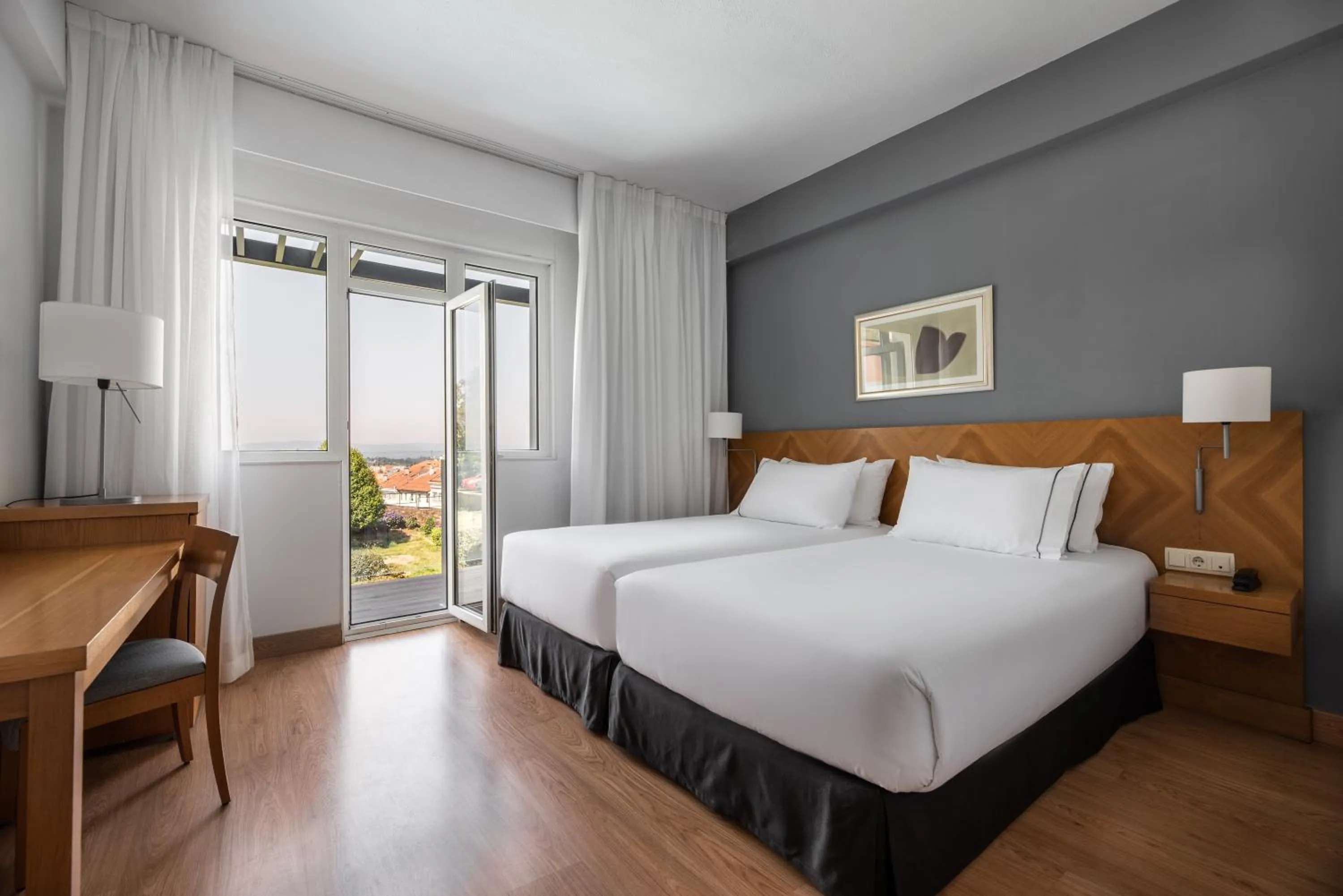 Deluxe Double or Twin Room with Balcony in Exe Peregrino