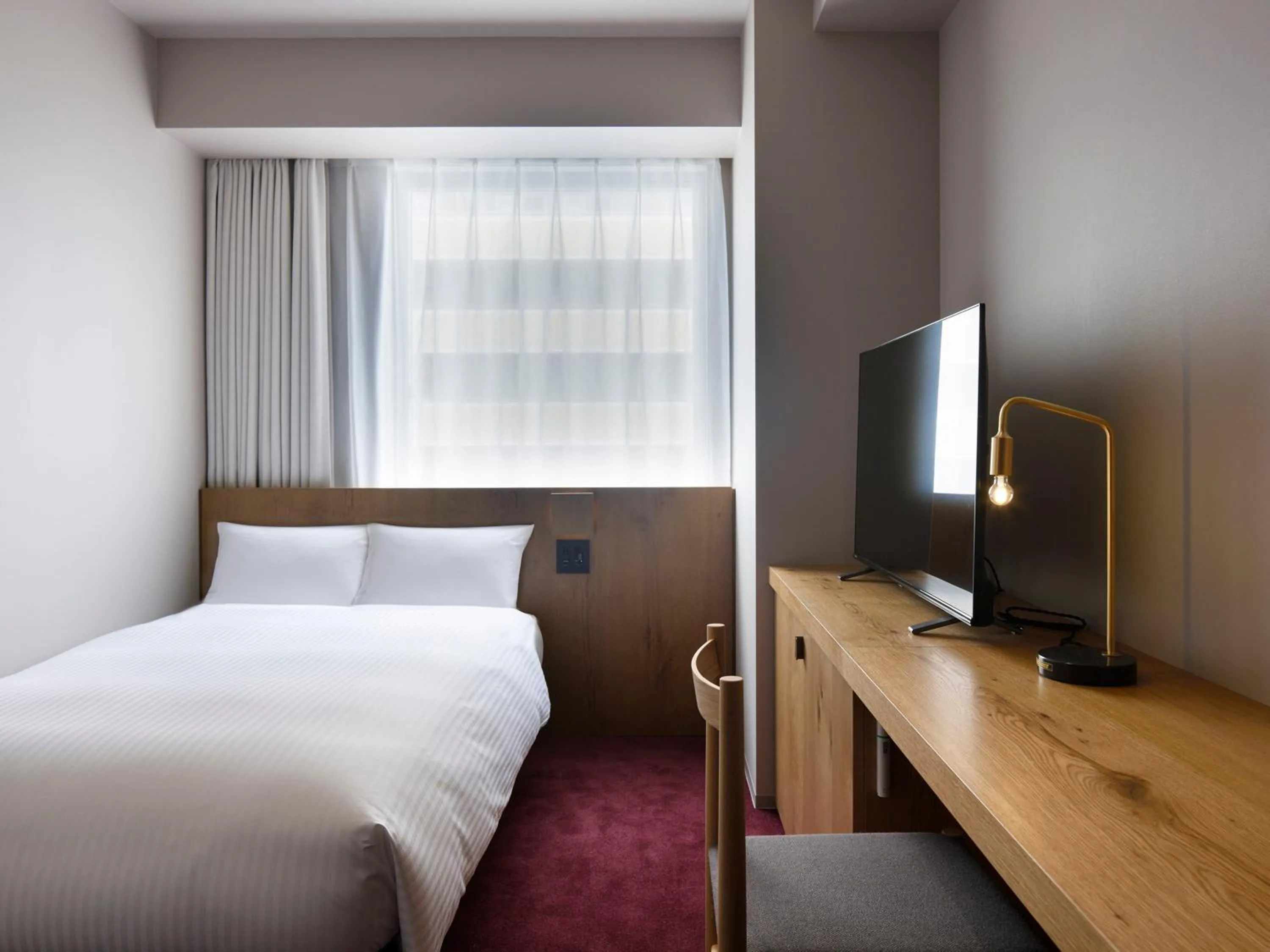 Small Double Room - single occupancy in hotel androoms Sapporo Susukino