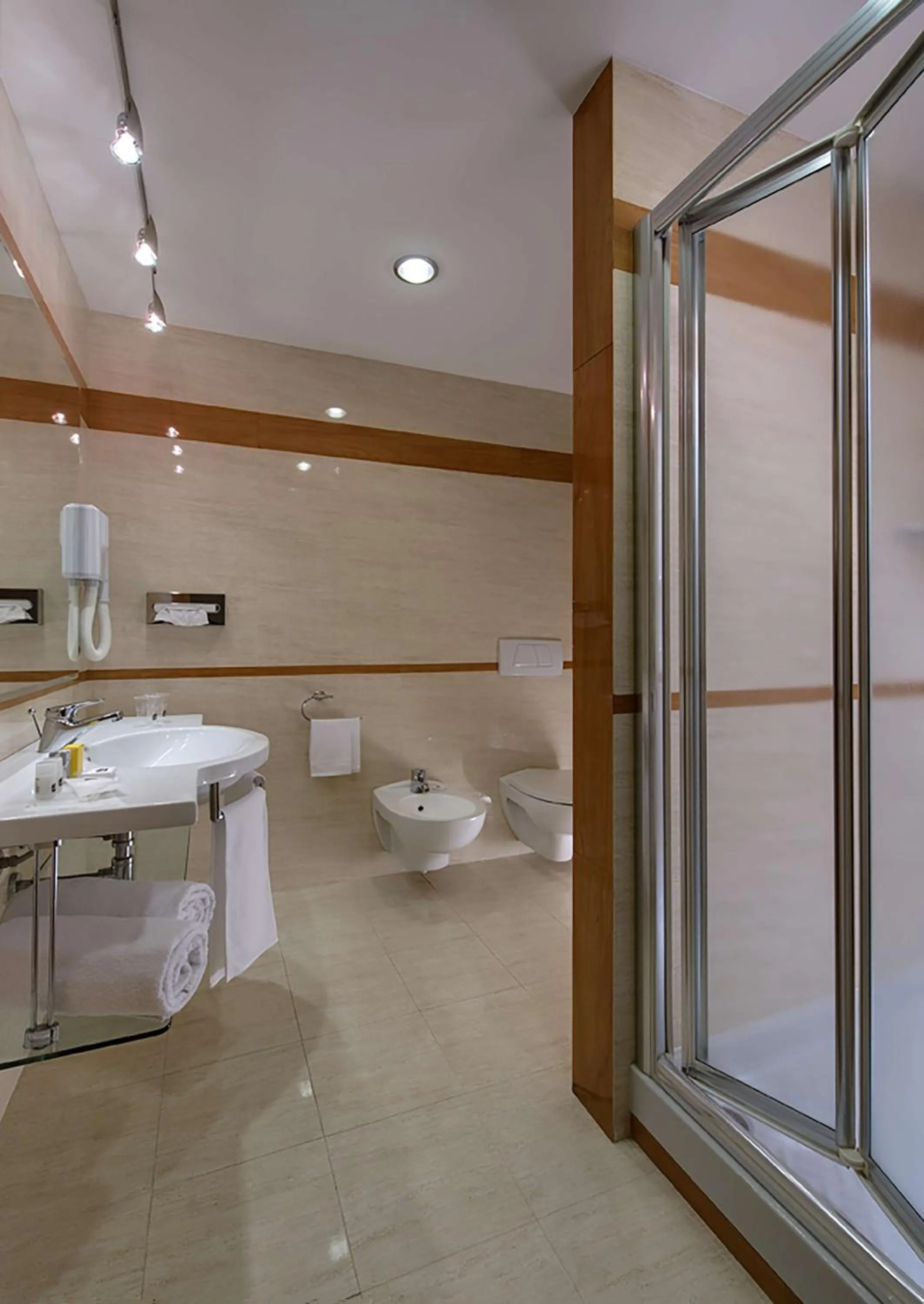 Two Room King Suite in Best Western Hotel Viterbo