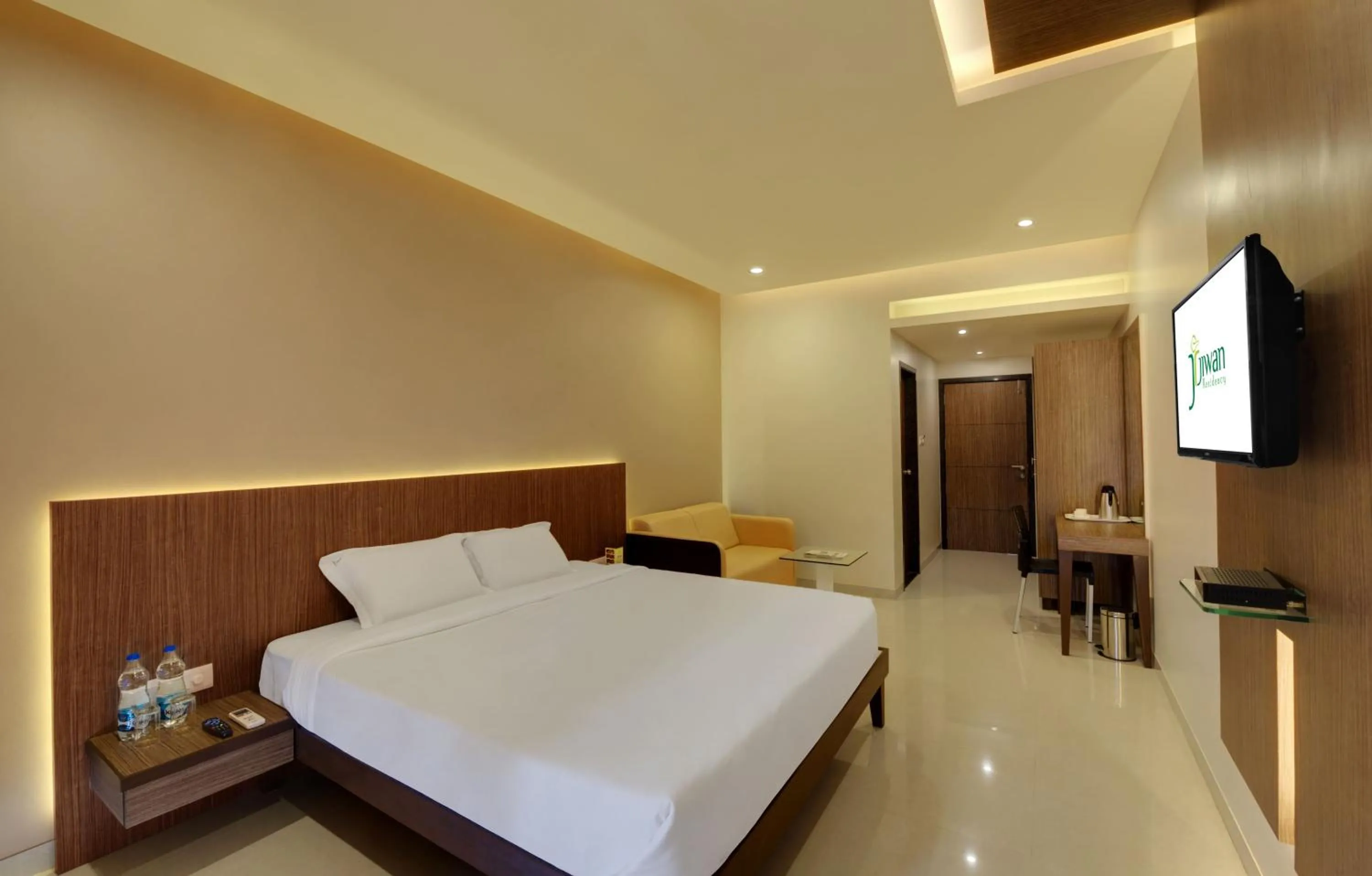 Deluxe Room in Hotel Fortune