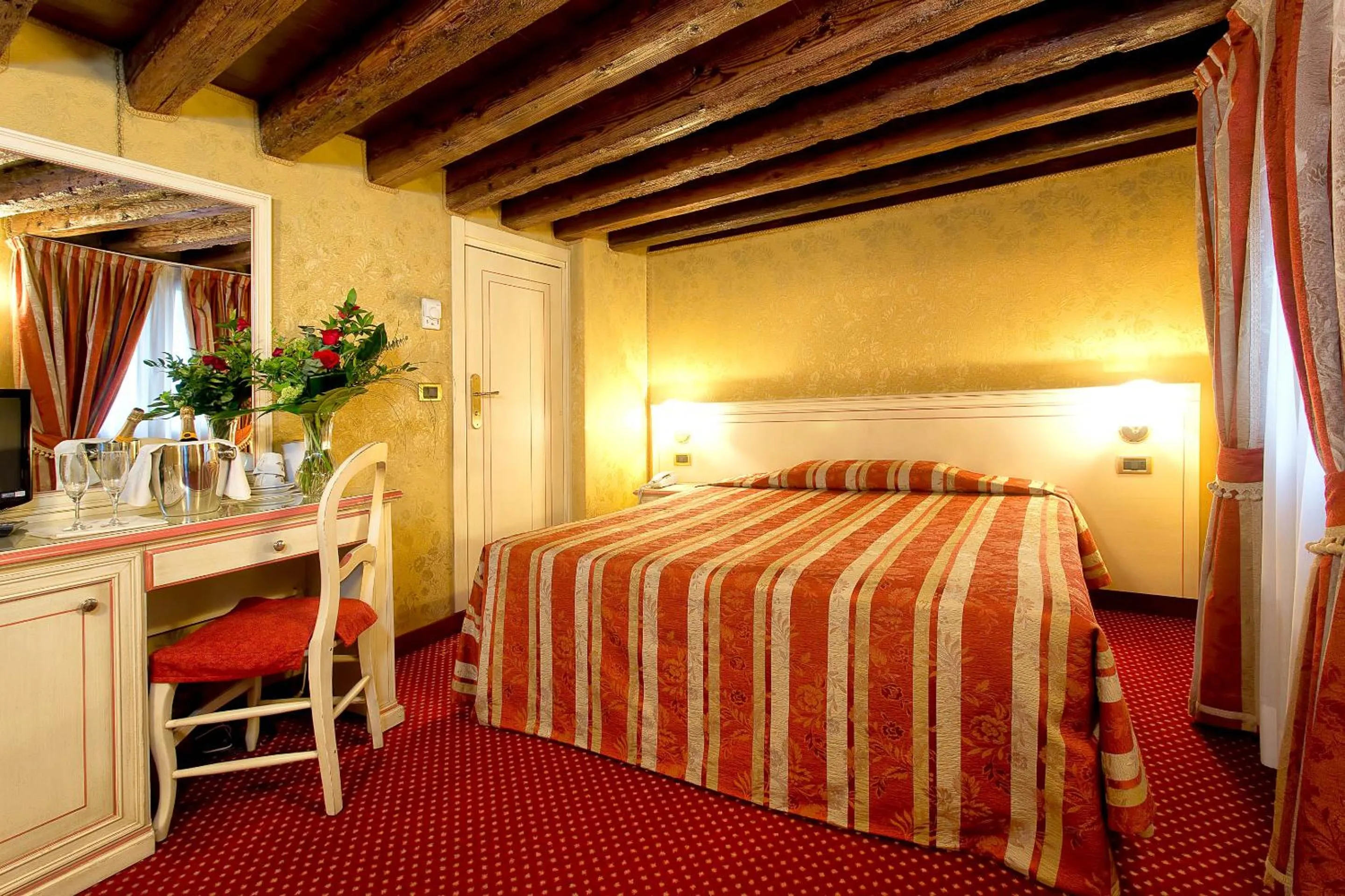 Superior Double Room in Ca' San Polo - Ferretti Hotels Collection