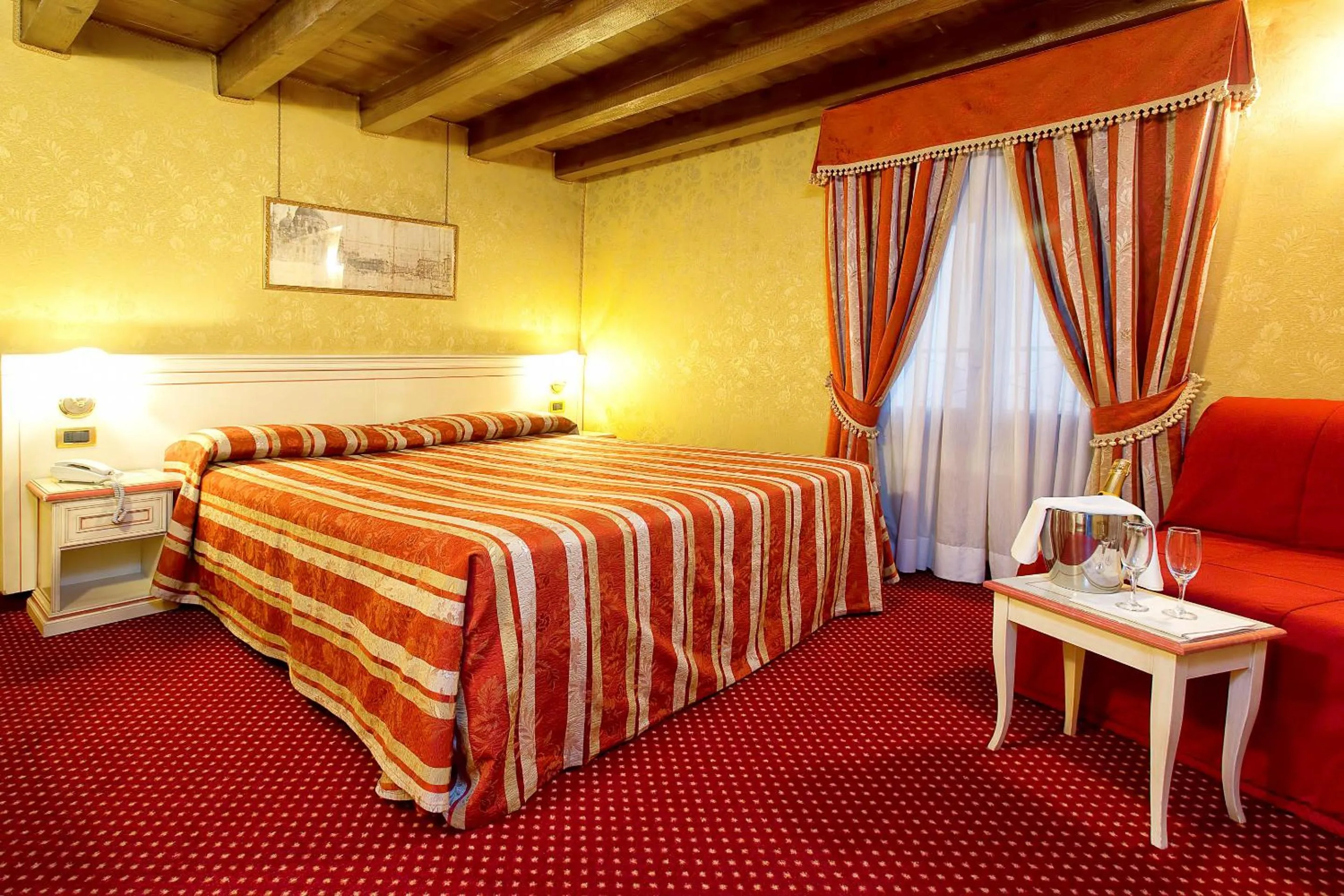 Superior Triple Room in Ca' San Polo - Ferretti Hotels Collection