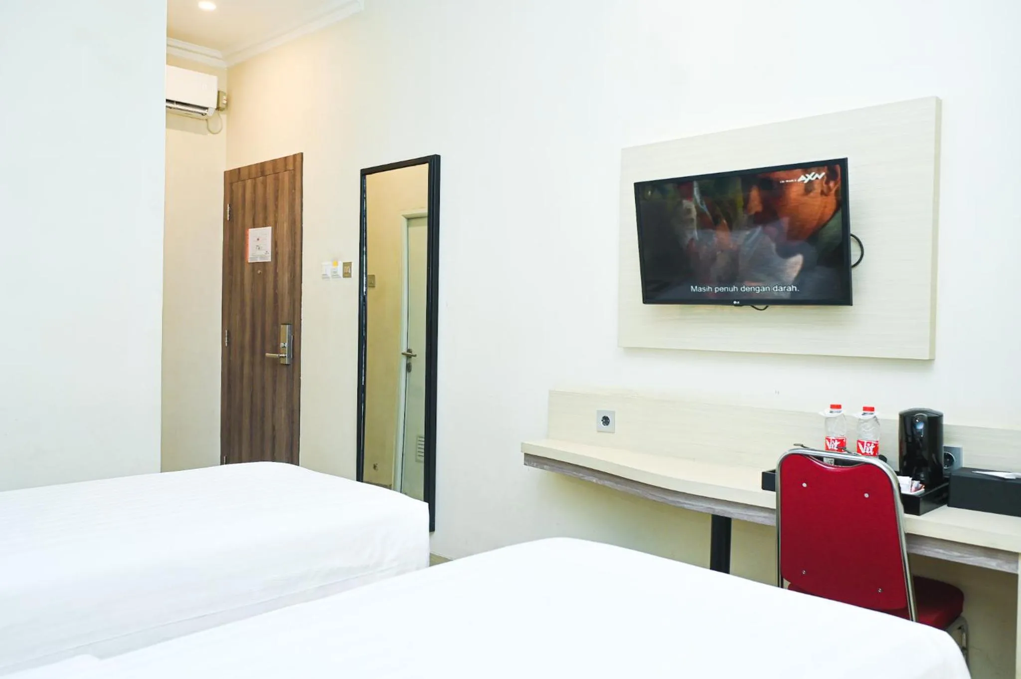 Superior Twin Room in Kesuma Front One Boutique Palembang