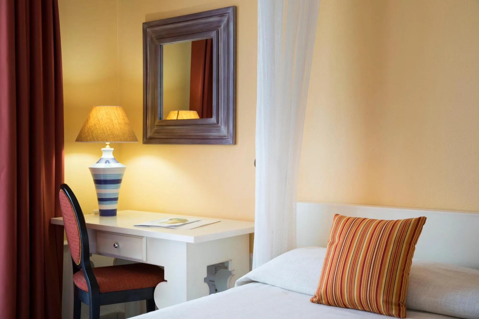 Comfort Triple Room in Lu' Hotel Riviera - Carloforte