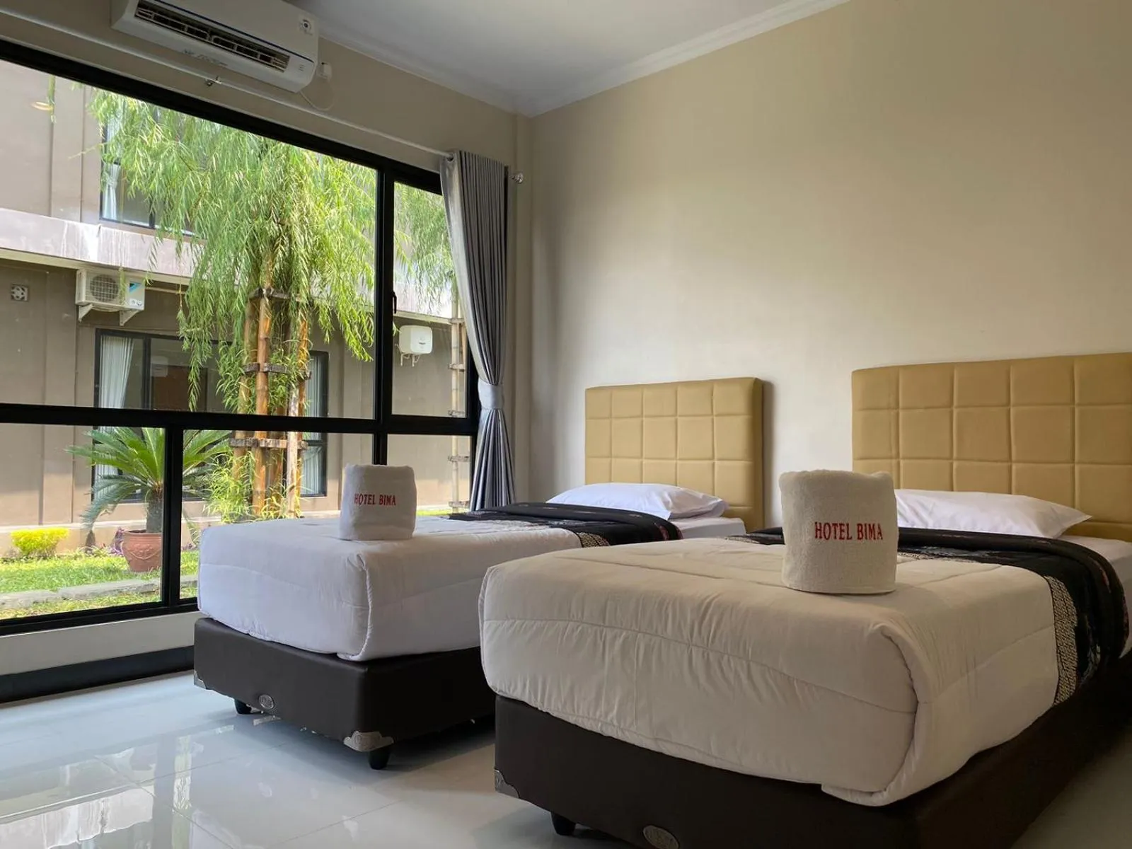 Superior Twin Room in Hotel Bima Majalengka