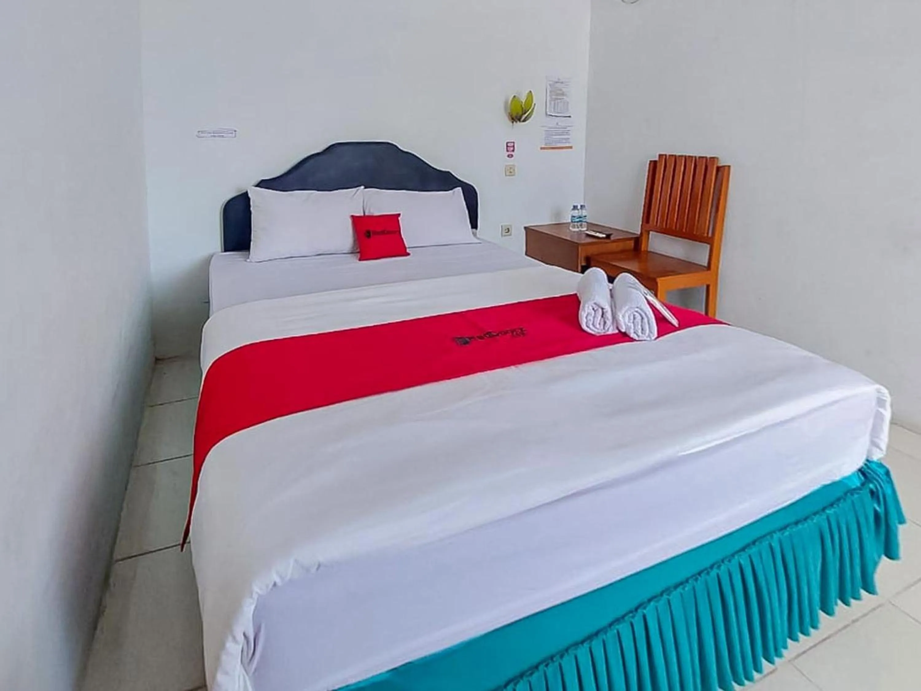 Superior Double Room in RedDoorz at Tanjung Selor Bulungan