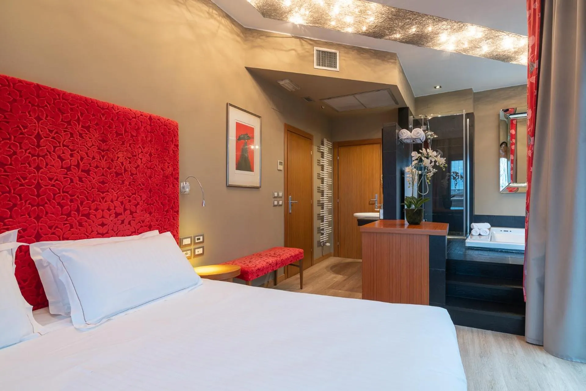 Alcove Suite - single occupancy in Là Di Moret