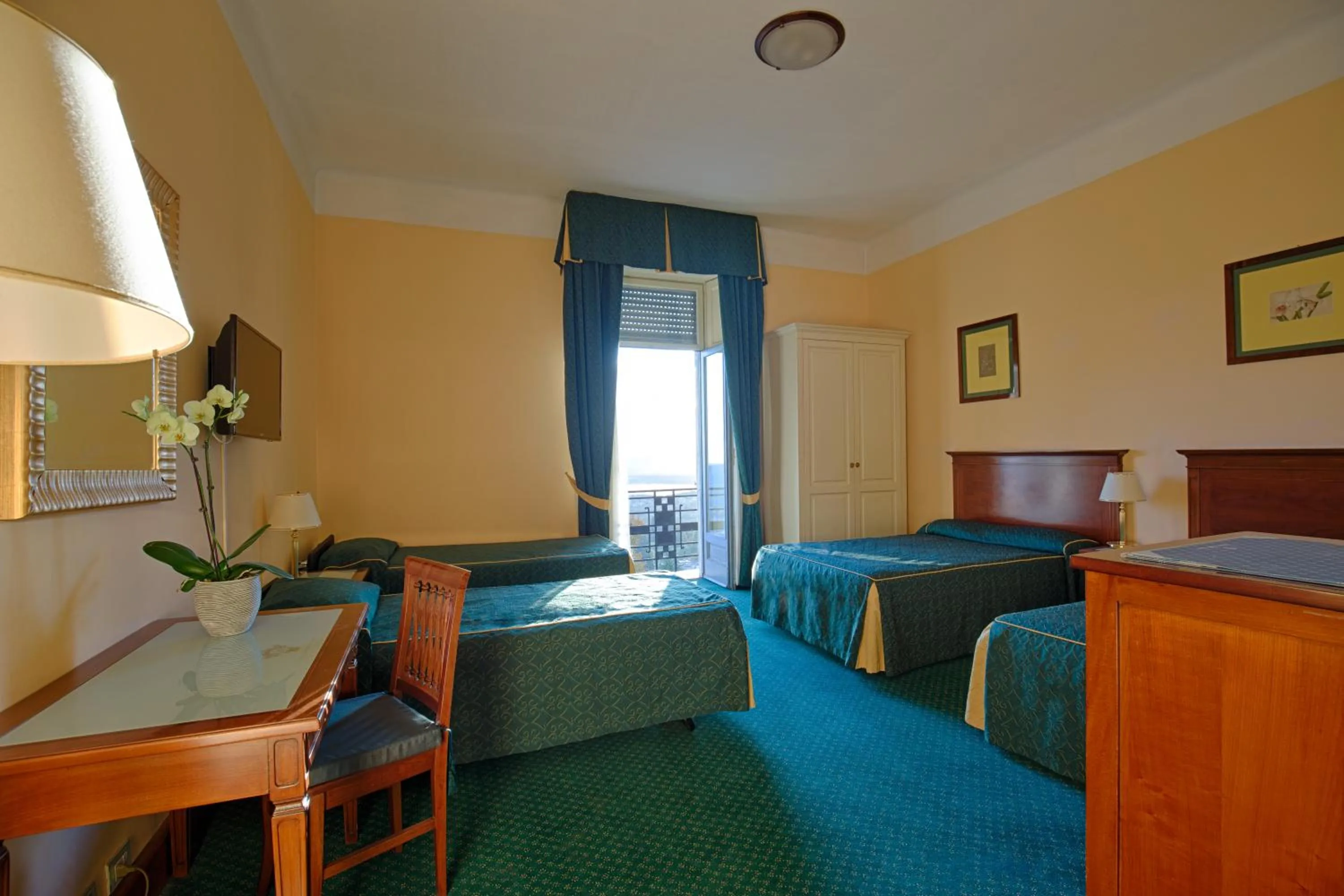 Quadruple Room in Palace Grand Hotel Varese