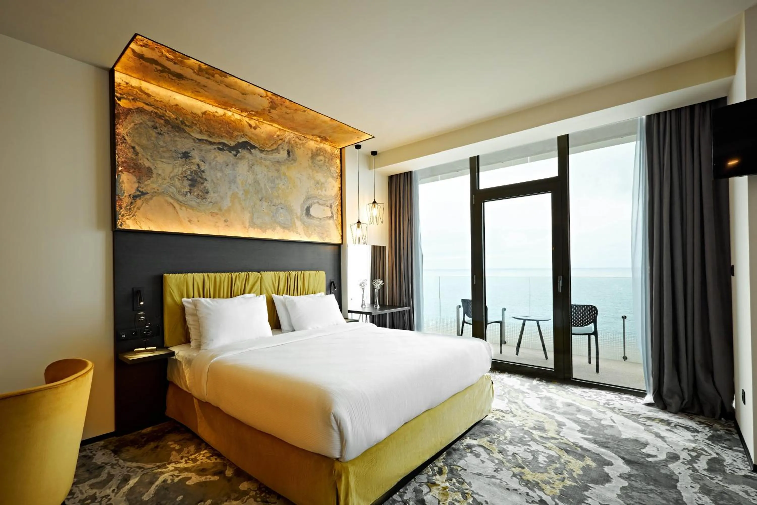 Premium Suite with Sea View and Kitchenette in Miramare Magnetic Beach Hotel