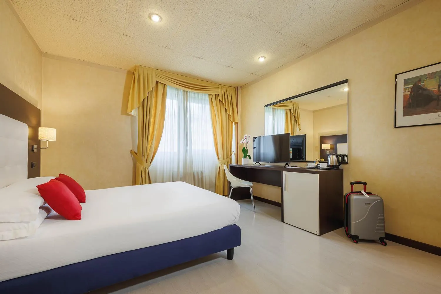 Standard Double Room in JR Hotels Bologna Amadeus