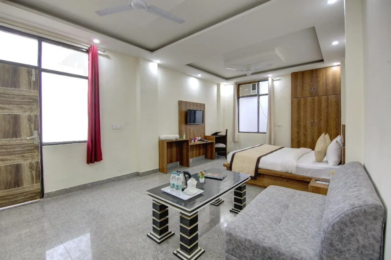 Family Room in Hotel Premier Noida 135