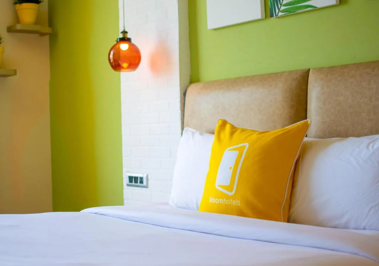 Standard King Room - single occupancy in Bloom Hotel - Gachibowli