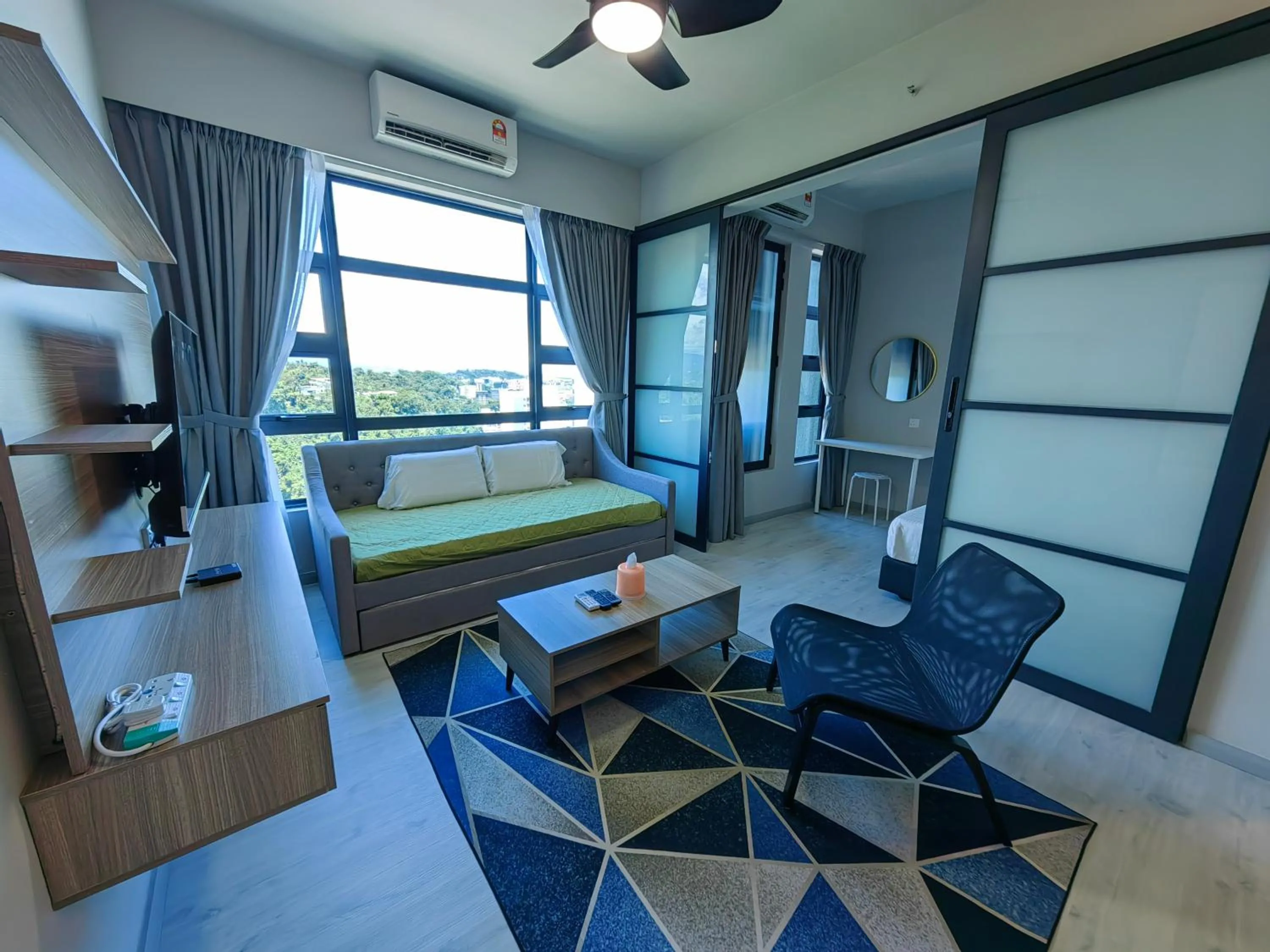 Two-Bedroom Apartment in Jesselton Quay Citypads