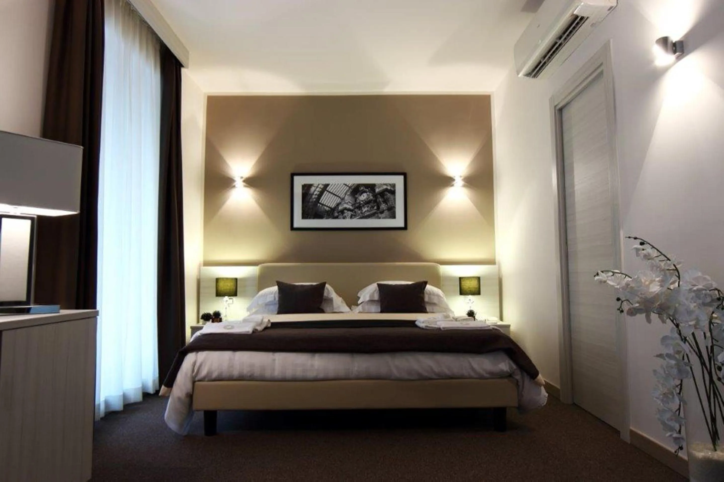 Superior Double or Twin Room with Balcony in Stelle Hotel The Businest