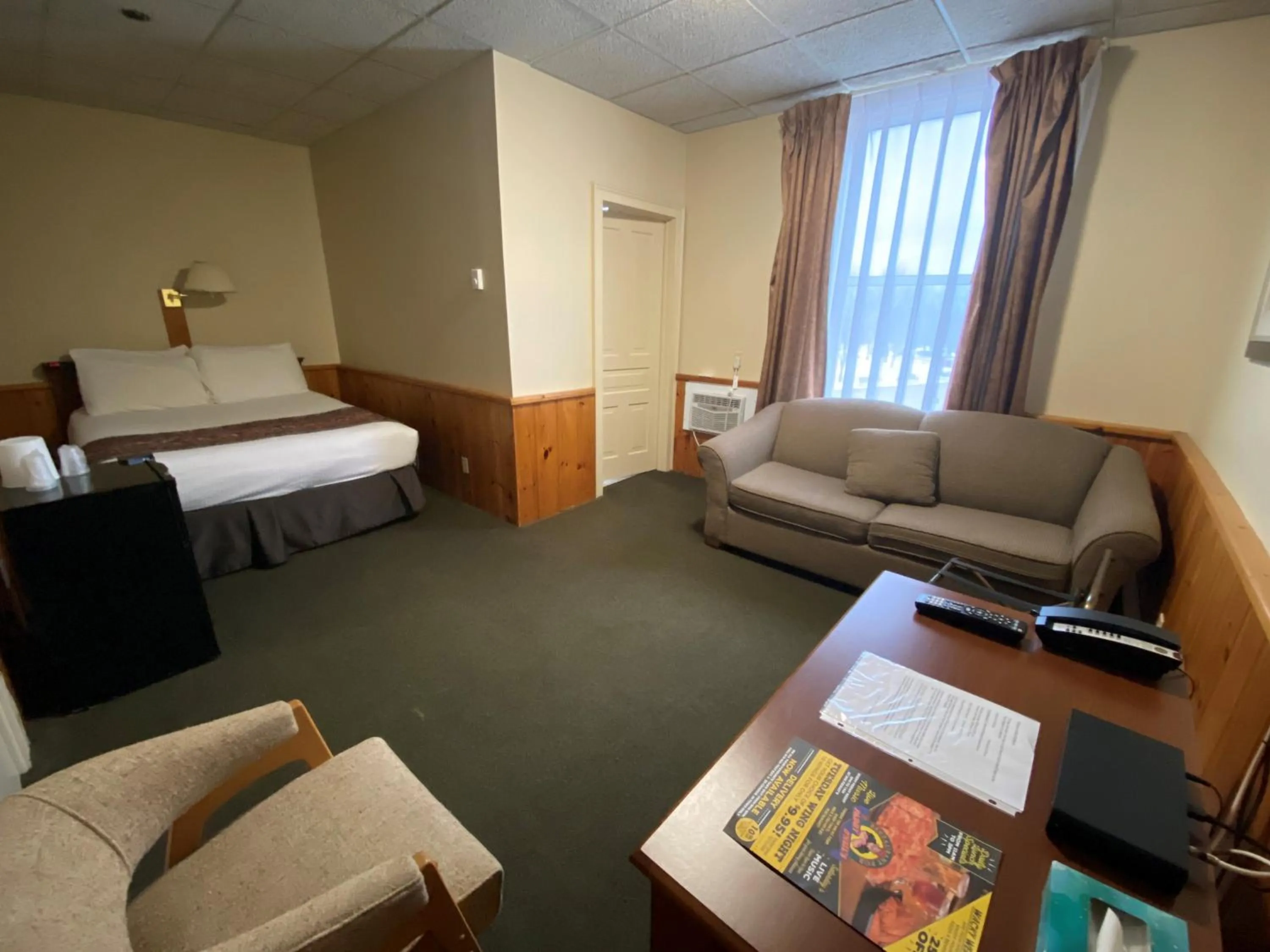 Queen Room in Hotel Bedford