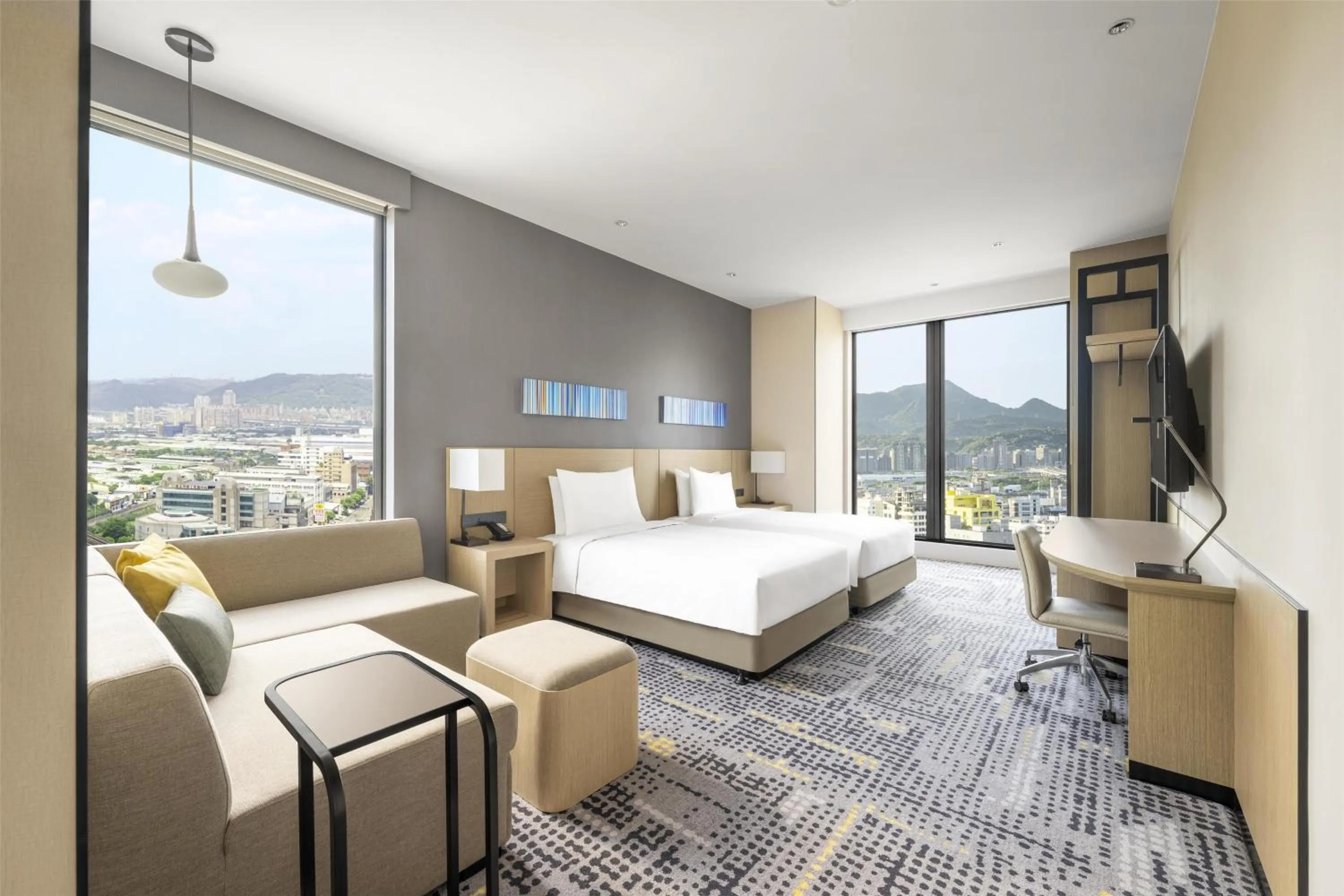Deluxe Twin Room with Sofa bed in Hyatt Place New Taipei City Xinzhuang