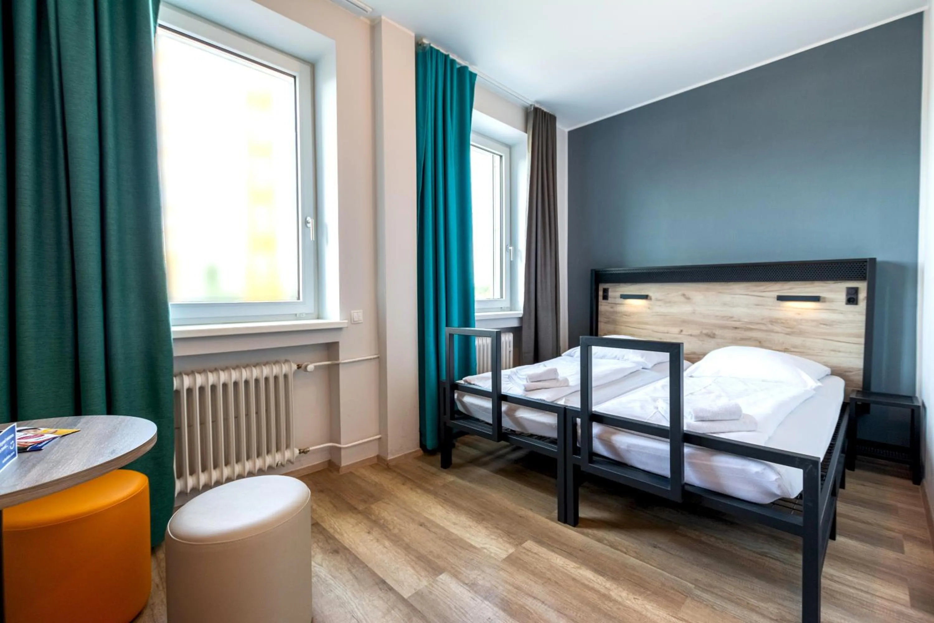 Twin Room in a&o München Laim