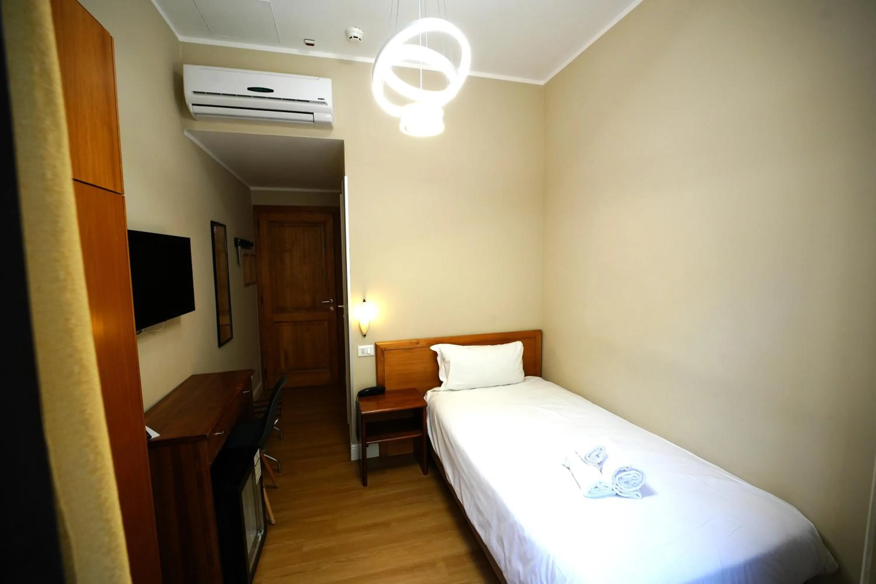 Single Room in Hotel Montevecchio