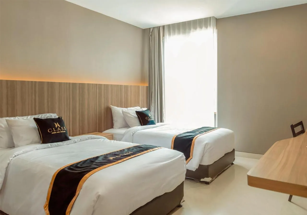 Deluxe Twin Room in Class Premium Guest House