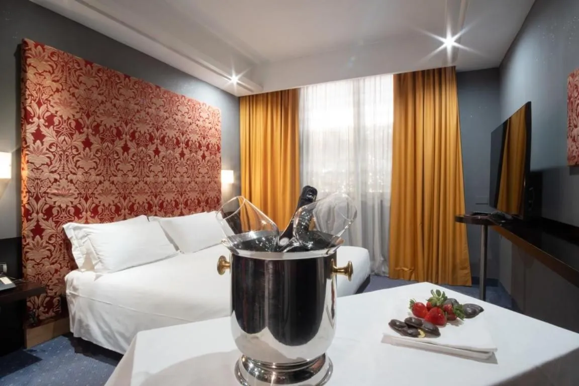 Standard Double or Twin Room in Hotel IMPERATORI