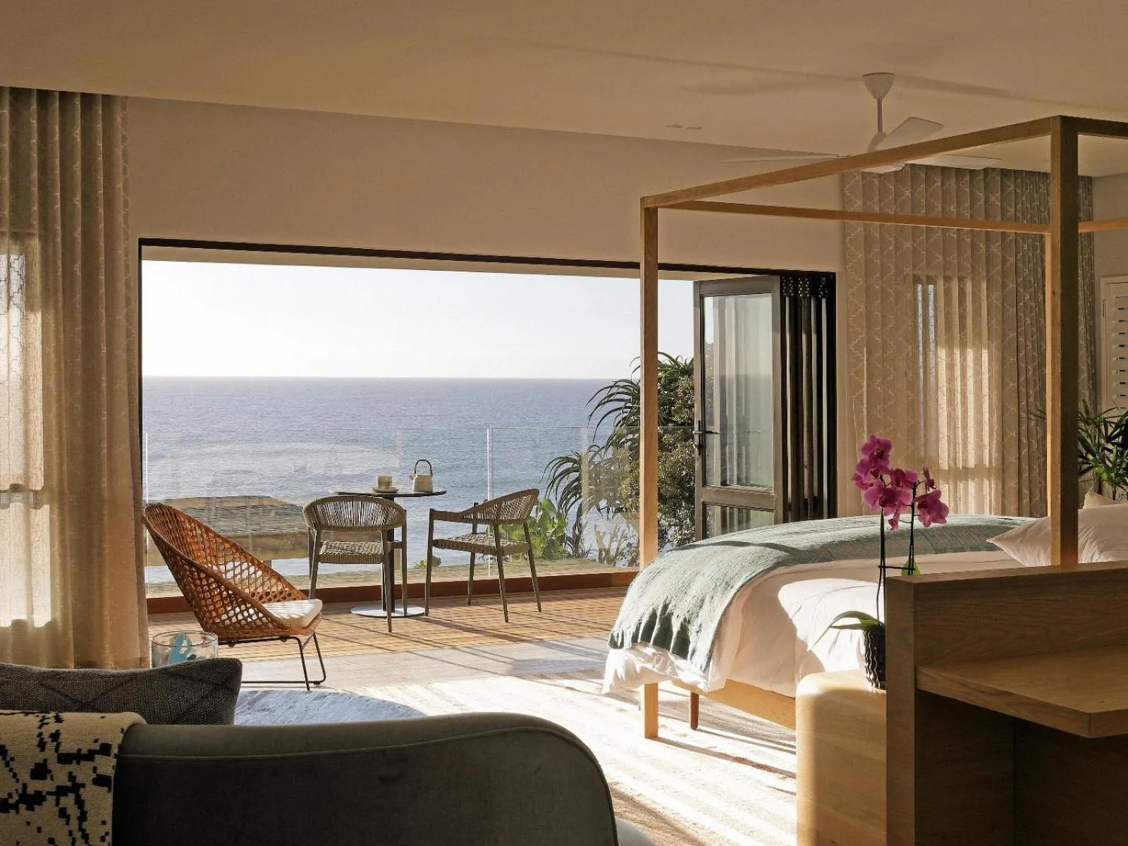 King Suite with Ocean View in Sala Beach House