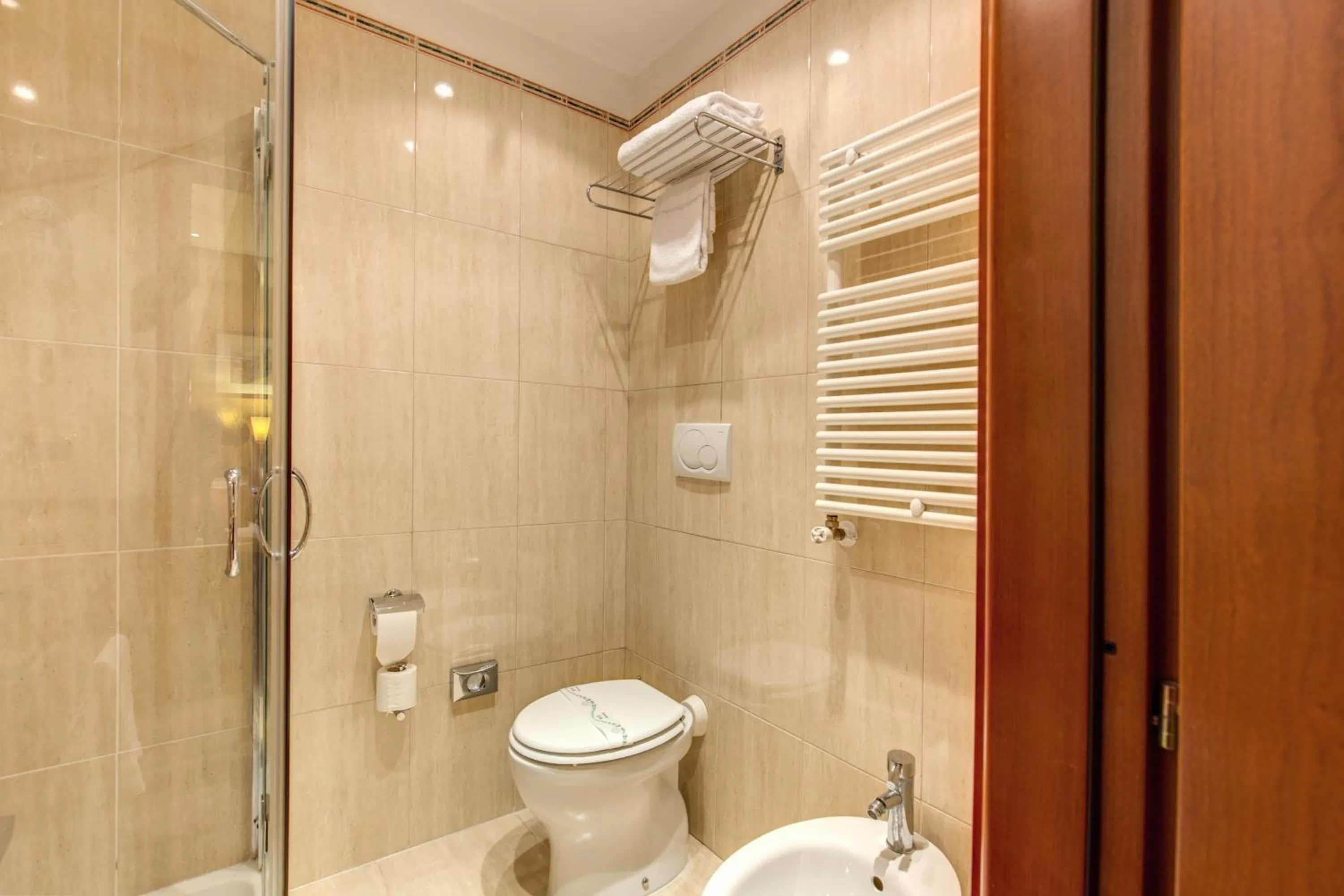 Small Double Room in Hotel Impero