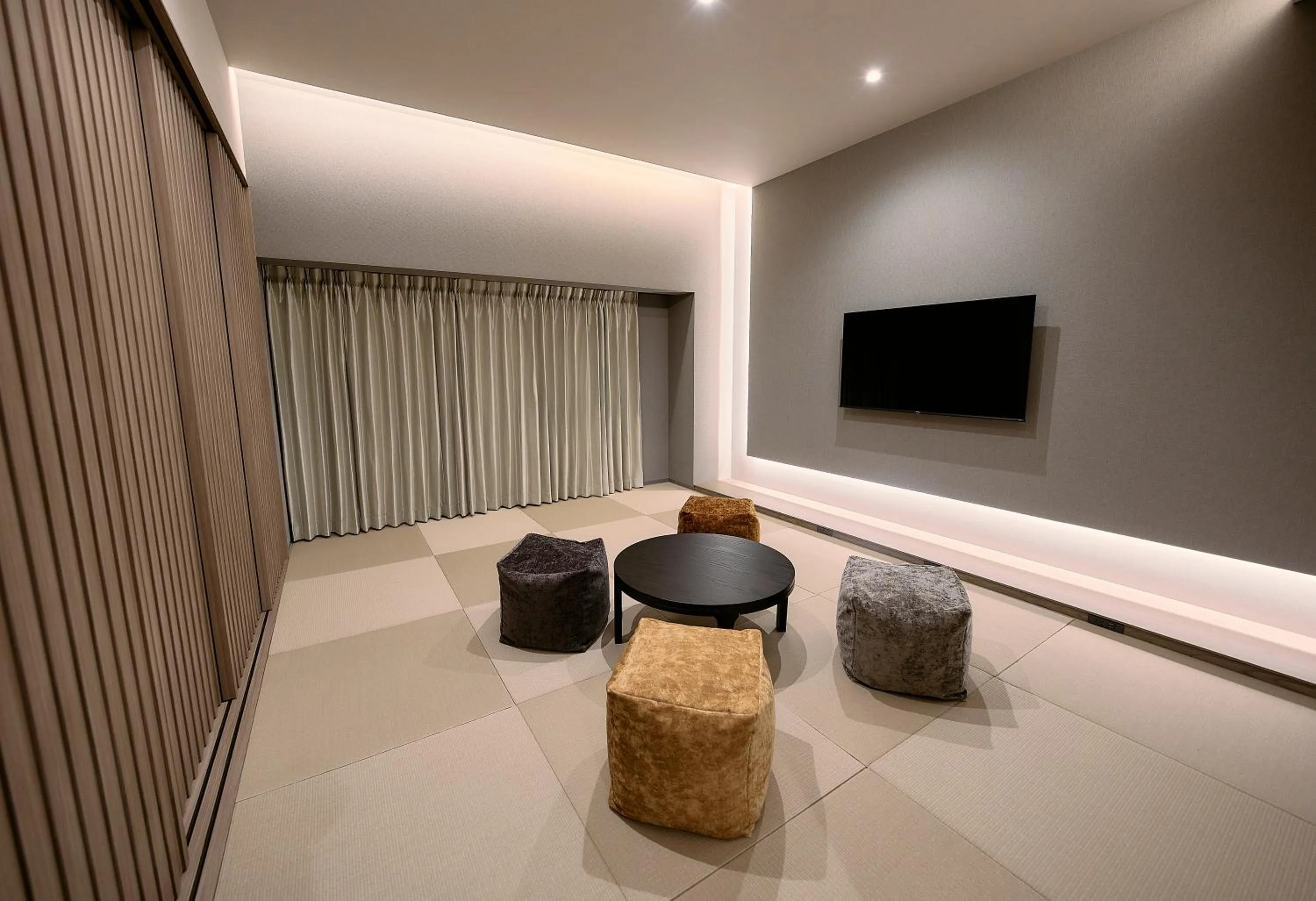 Japanese-Style Room in fav HIROSHIMA STADIUM