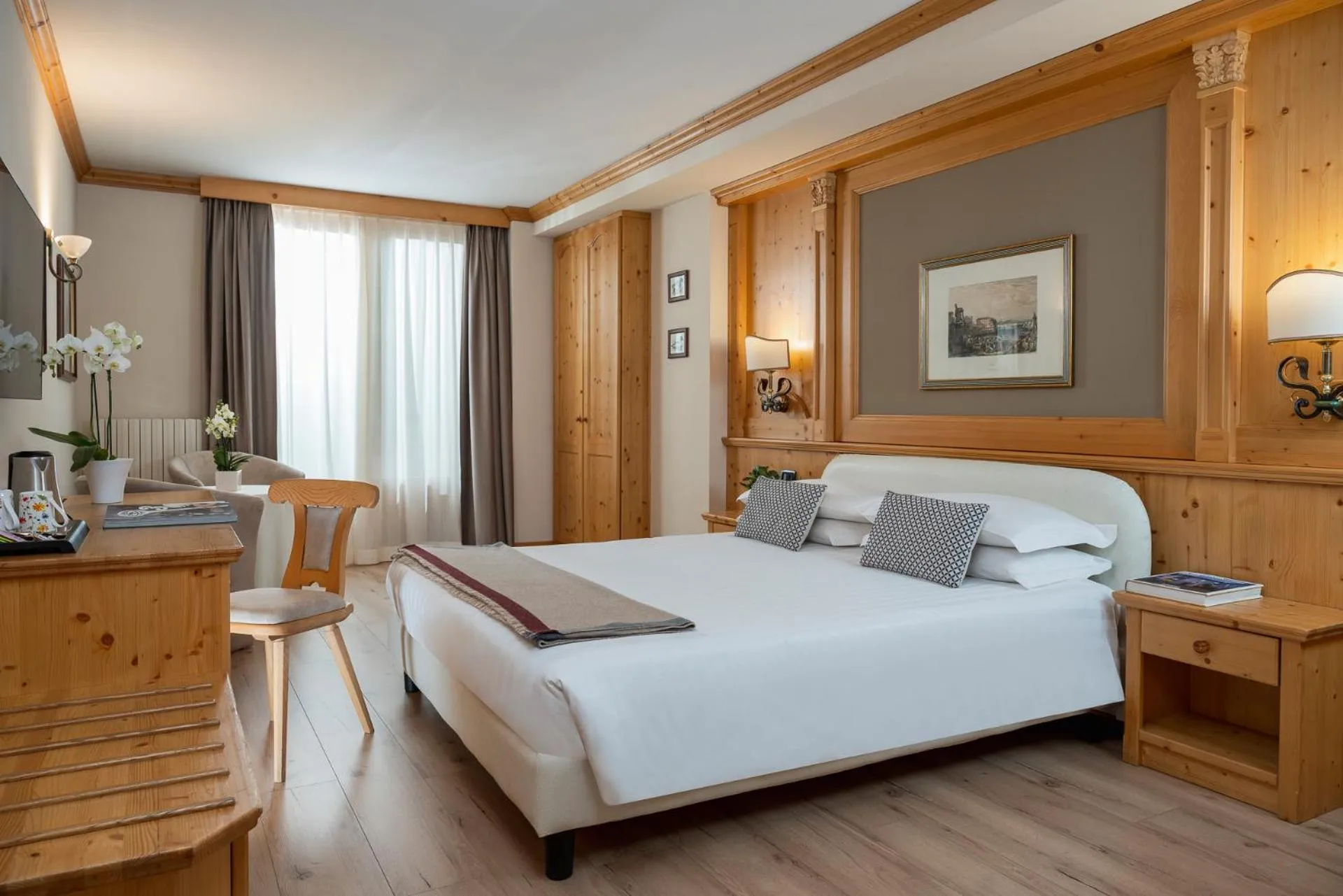 Bed in Hotel Cristallo