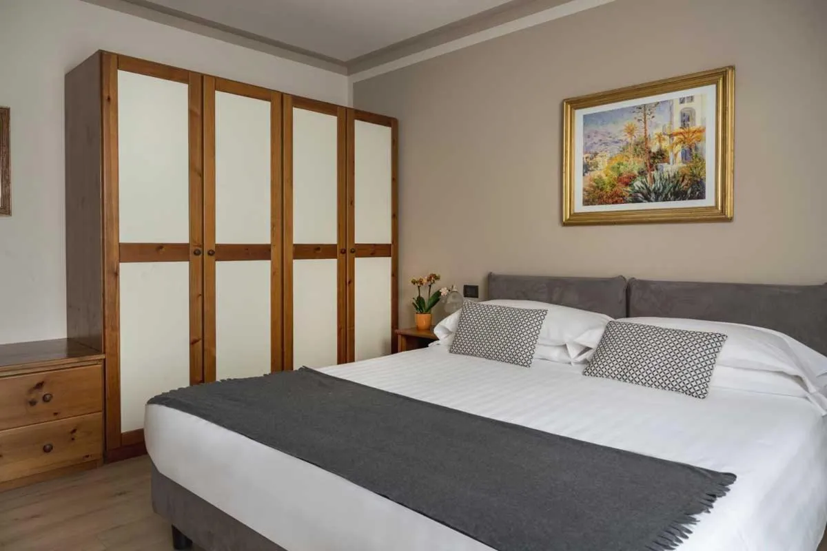 Bed in Hotel Cristallo